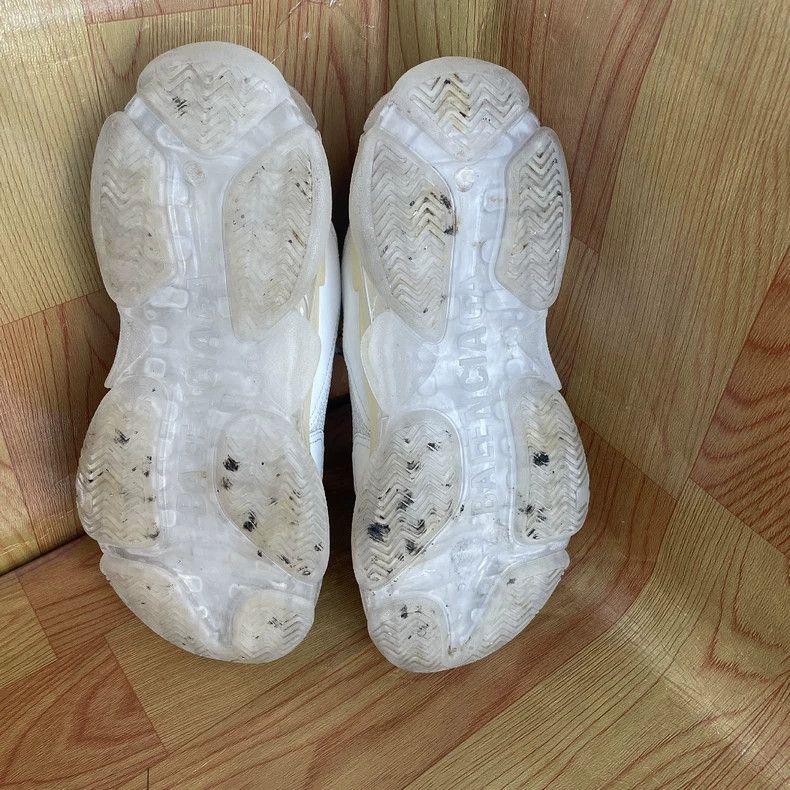 Balenciaga Balenciaga Triple S White Crystal-soled Dad Shoes 2502-Next Size US 7 / EU 40 - 5 Thumbnail