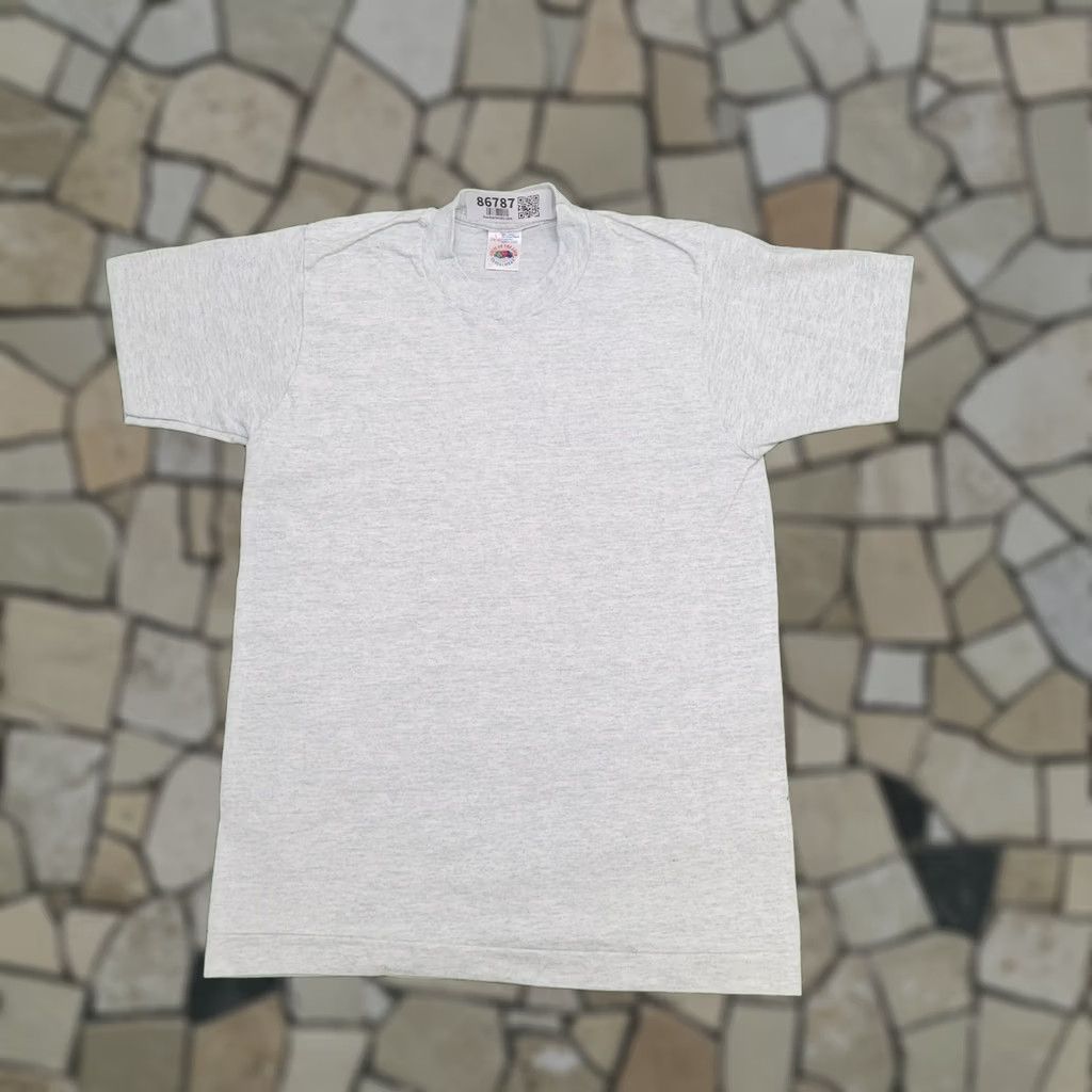 Fruit Of The Loom VINTAGE Fruit of the Loom Shirt Teens L 17x24 Gray 90s Blank Tee Short Sleeve Crew Neck USA Size US L / EU 52-54 / 3 - 1 Thumbnail