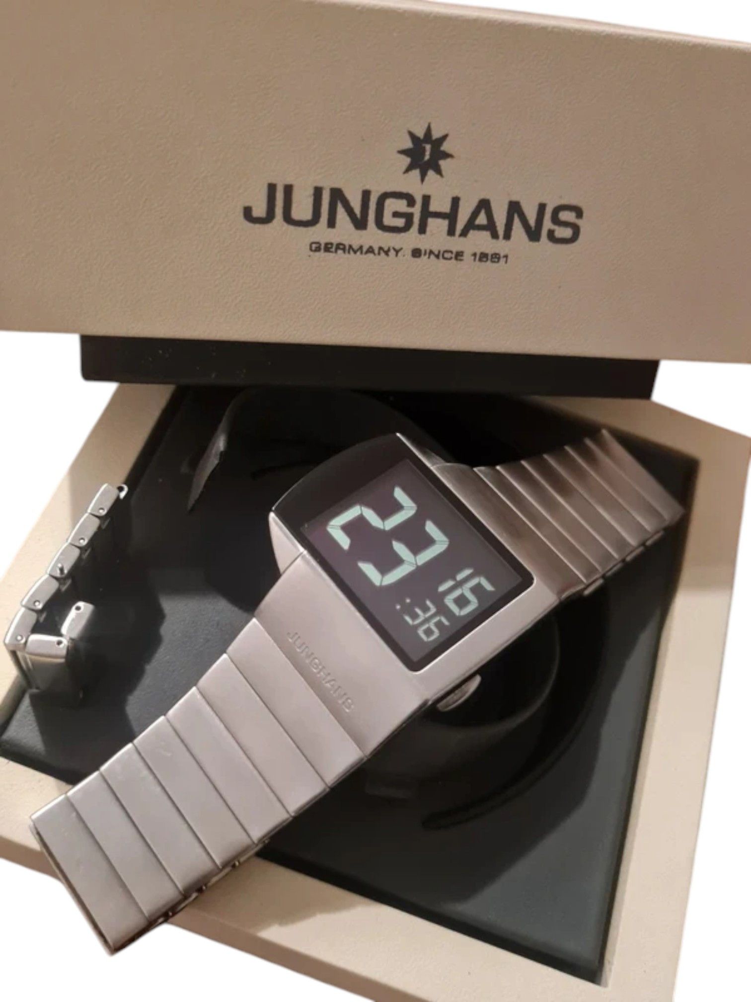 Junghans Junghans Mega Futura J604.90, Full Set, 2013 Size ONE SIZE - 2 Thumbnail