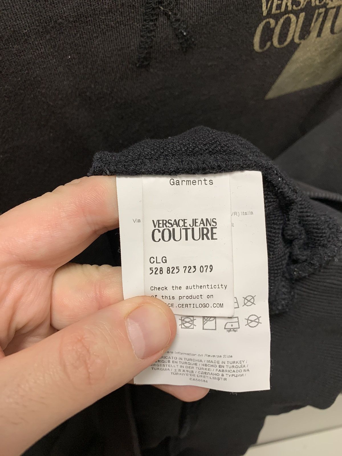 Versace Jeans Couture Versace jeans couture black sweatshirt L sz Size US L / EU 52-54 / 3 - 3 Thumbnail