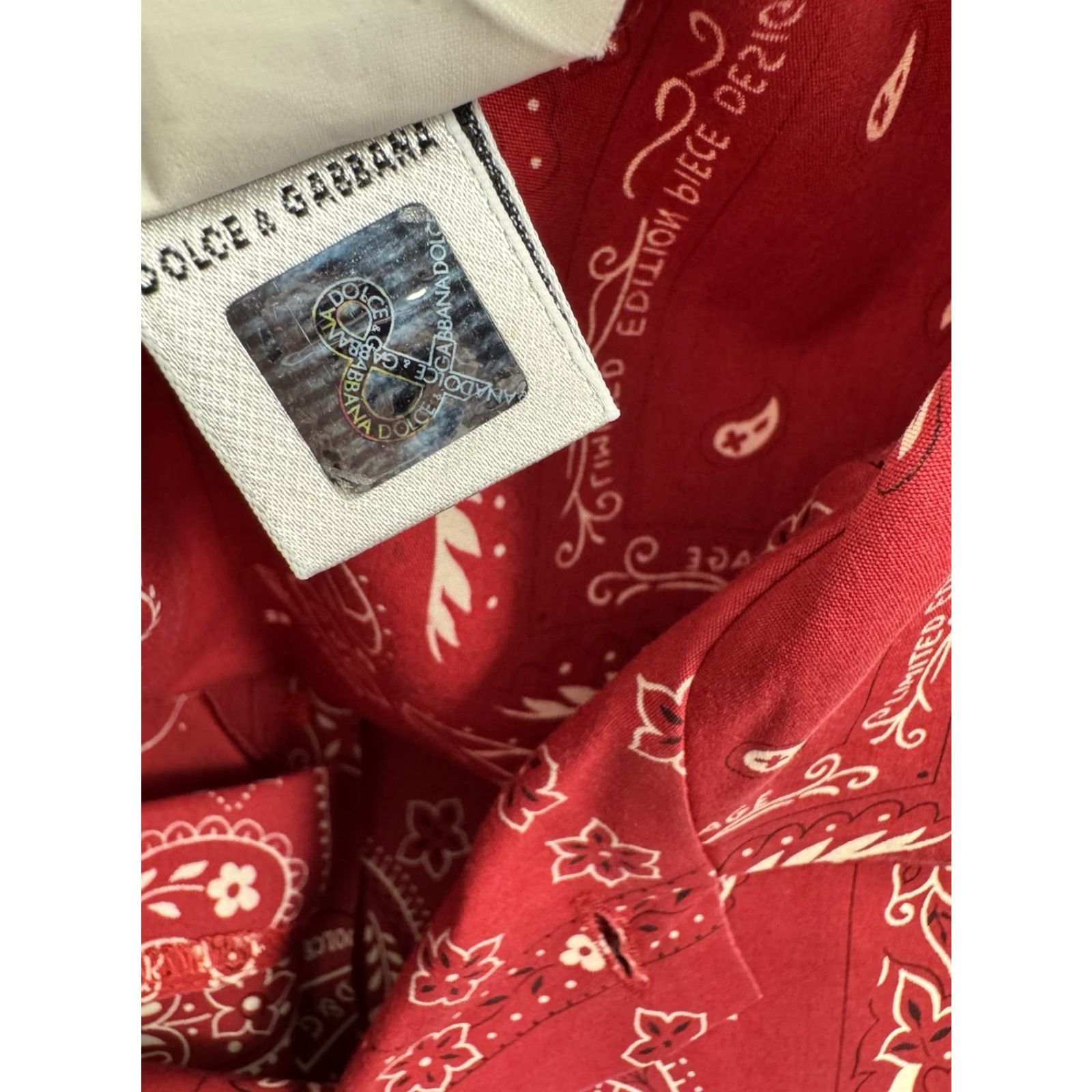 Dolce & Gabbana DOLCE&GABBANA Limited Edition Paisley Bandana Style Shirt B14 Red Men Short Sleeve 38 Regular Button-Up Size US M / EU 48-50 / 2 - 7 Thumbnail