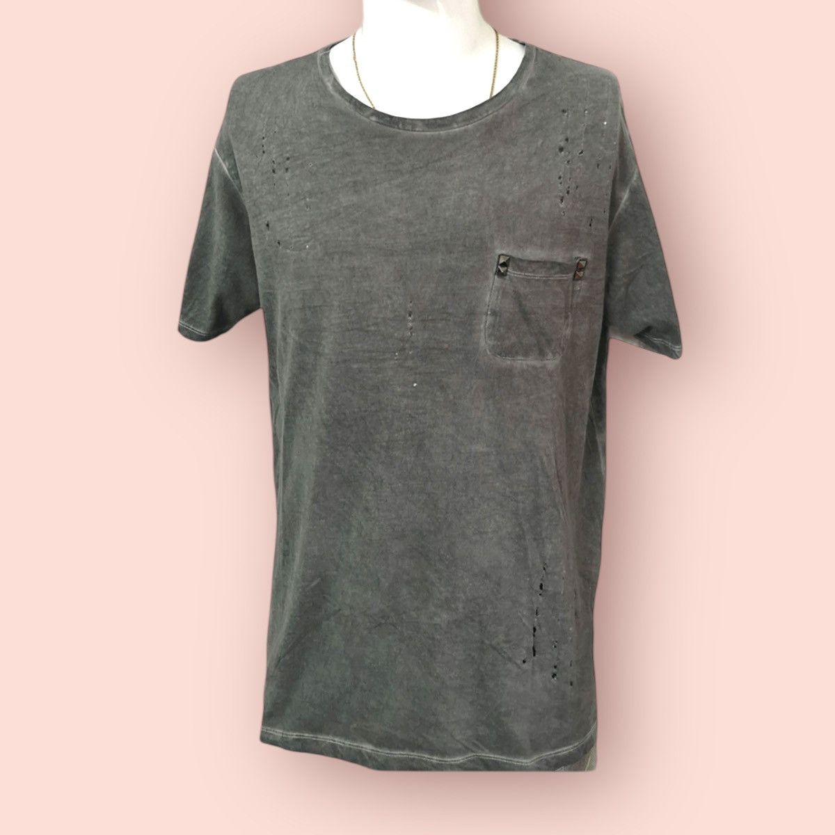 Other VINTAGE VALENTINO DISTRESSED STUDDED RAYON SHIRT Size US L / EU 52-54 / 3 - 3 Thumbnail