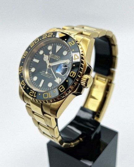 Japanese Brand Seiko Mod GMT-Master 2 Black Dial Oyster Bracelet Gold Watch Size ONE SIZE - 2 Thumbnail