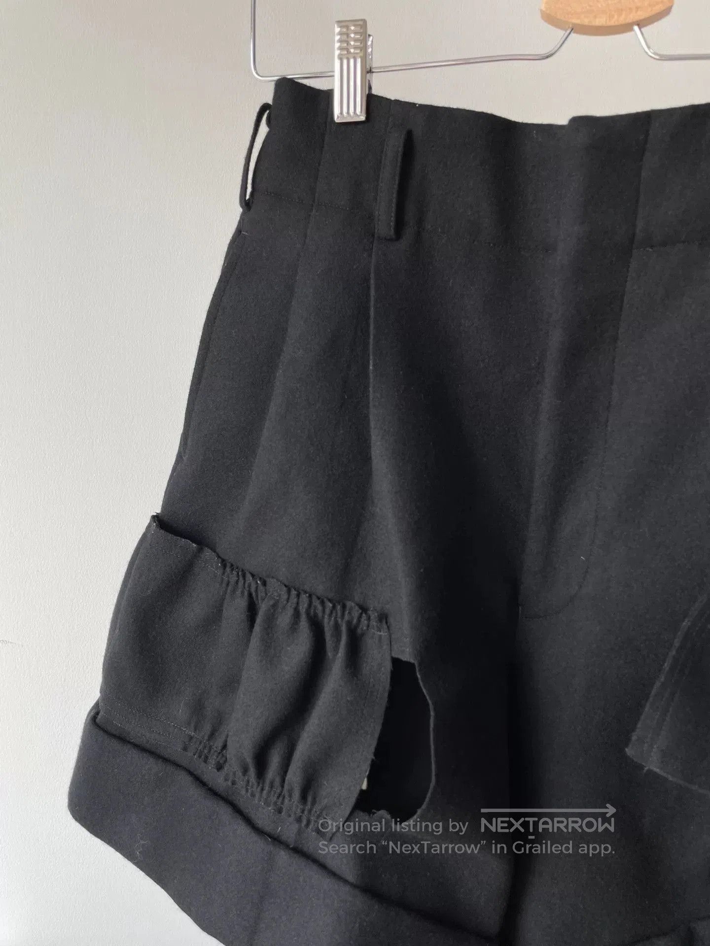 Comme des Garcons Comme des Garcons Bow Shorts. Size 35" - 4 Thumbnail