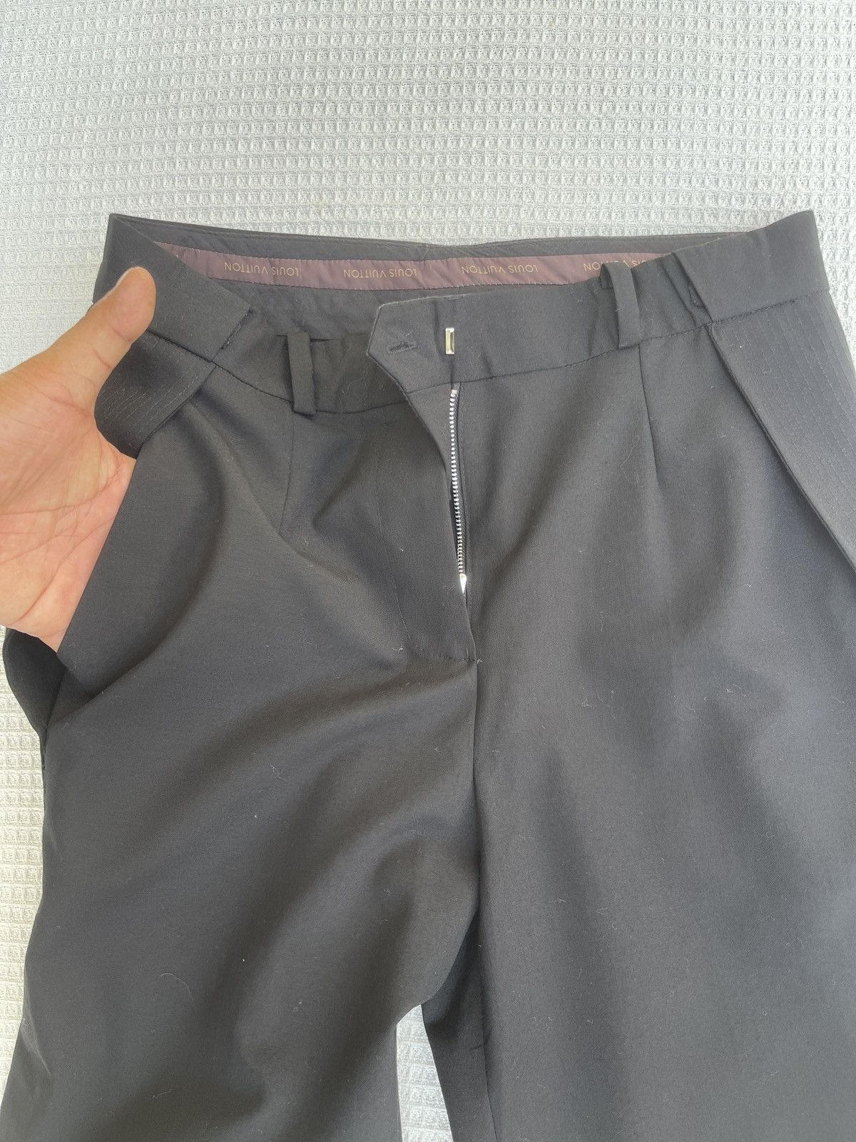 Louis Vuitton Last Drop🔥Rare🔥Vintage Louis Vuitton Casual Pants Size 29" - 8 Thumbnail