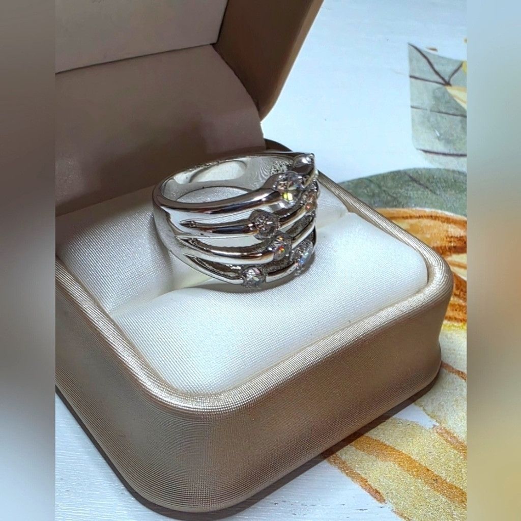 The Unbranded Brand Silver Tone Cubic Zirconia Wrap Ring Size ONE SIZE - 3 Thumbnail