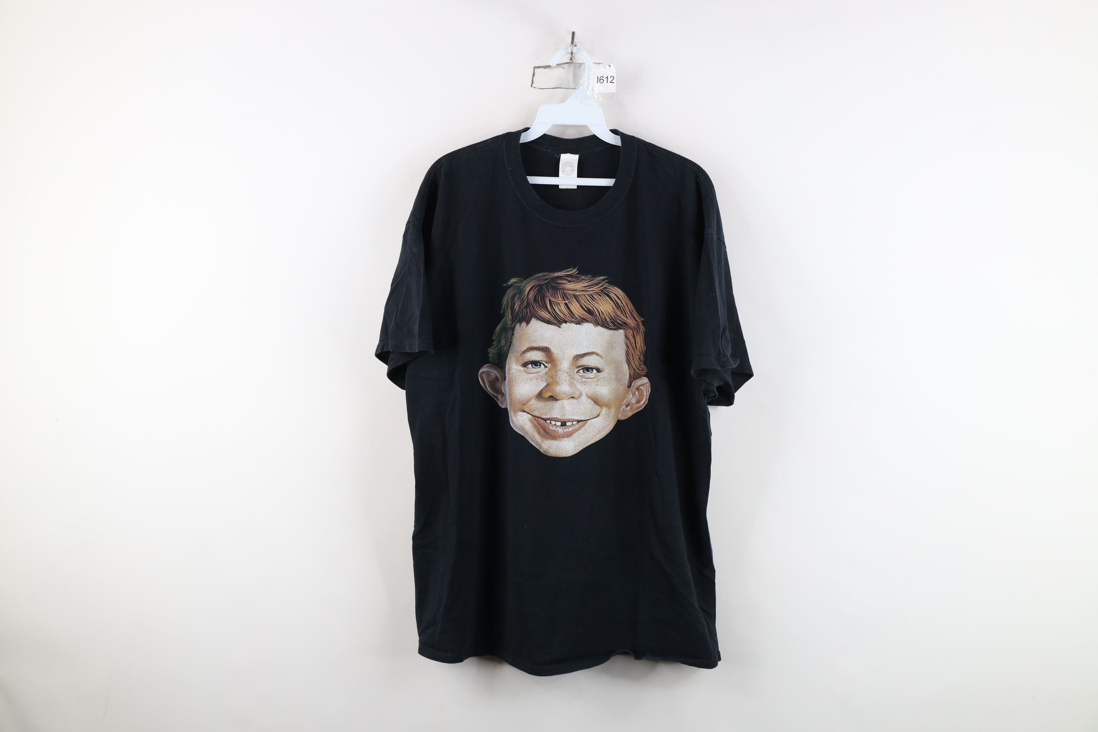 Vintage Vintage Alfred E Neuman Face Short Sleeve T-Shirt Black Size US XL / EU 56 / 4 - 1 Thumbnail