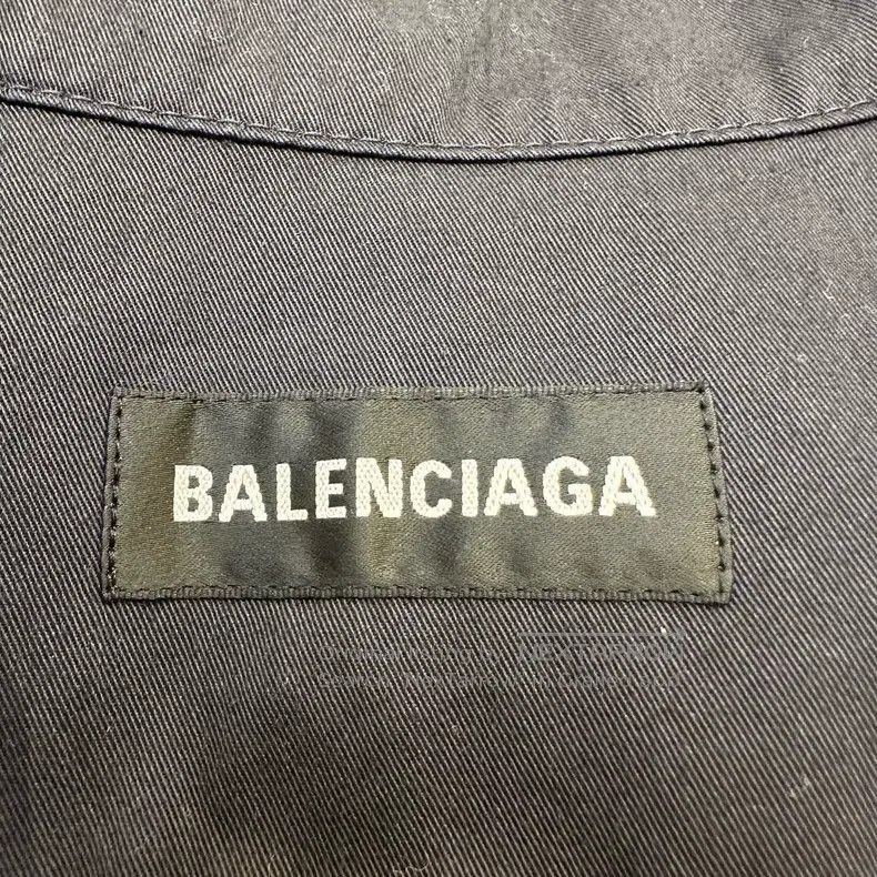 Balenciaga Balenciaga Black and White Windbreaker Jacket Size US S / EU 44-46 / 1 - 3 Thumbnail