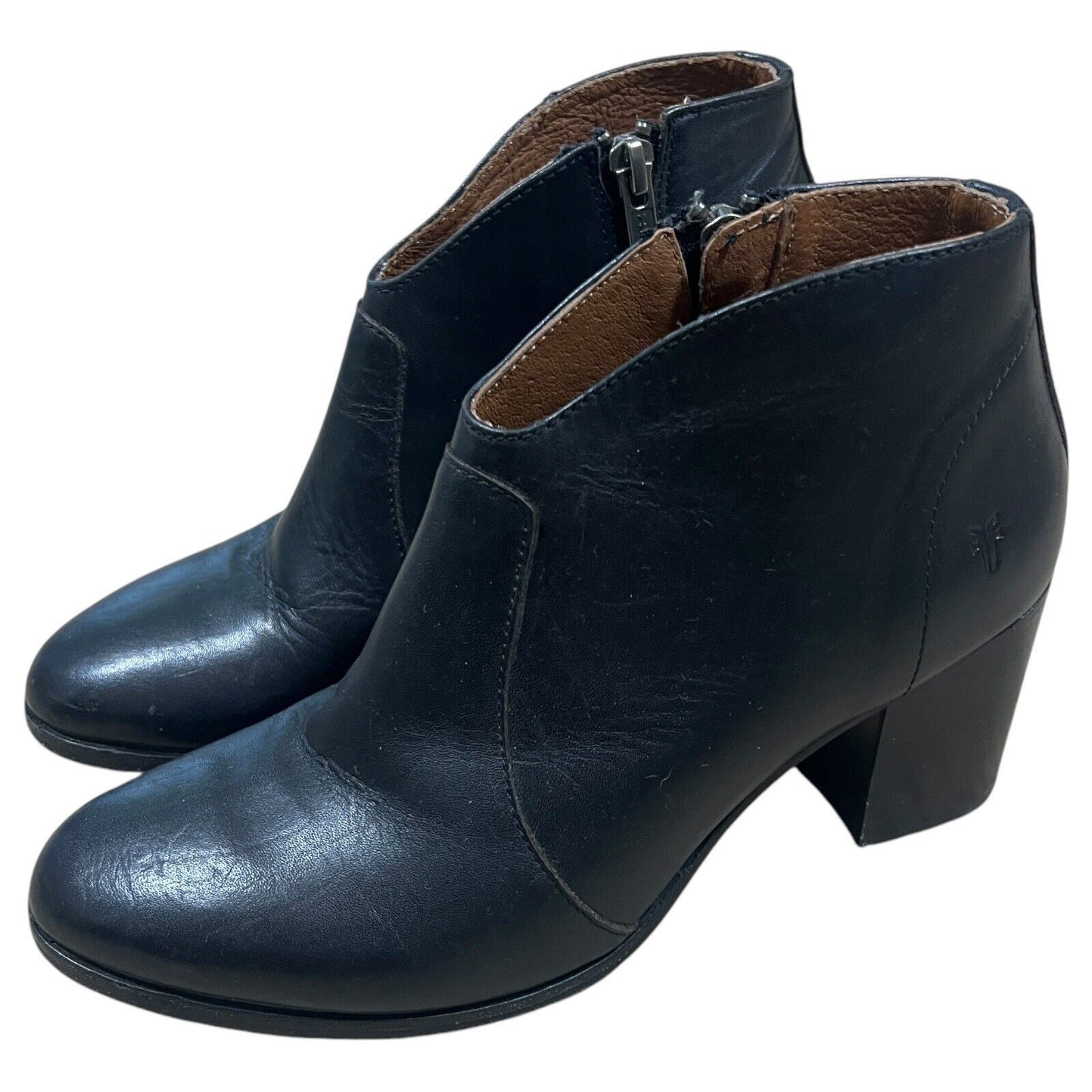 Frye Frye Nora Zip Black Leather Zipper Ankle Booties Size 6M Size US 6 / IT 36 - 3 Thumbnail
