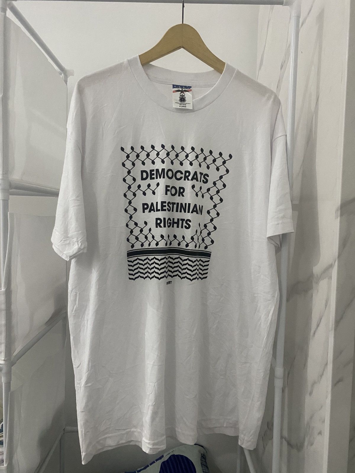 Vintage Vintage 90s Democrats For Palestinian Right Tee Size US XL / EU 56 / 4 - 4 Thumbnail