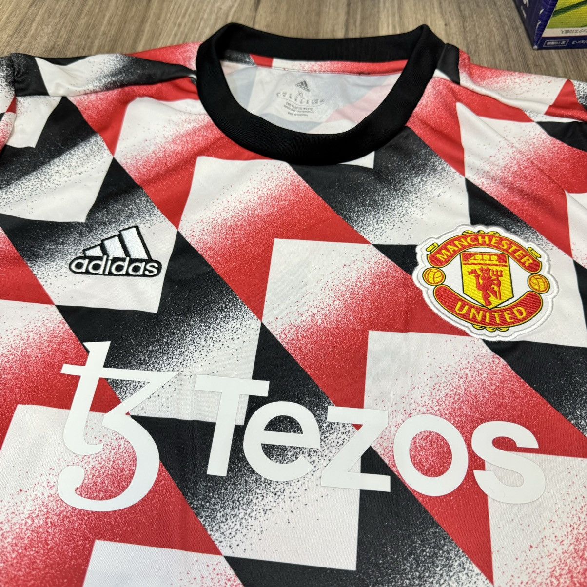 Adidas Manchester United 22/23 training shirt Size US XL / EU 56 / 4 - 3 Thumbnail