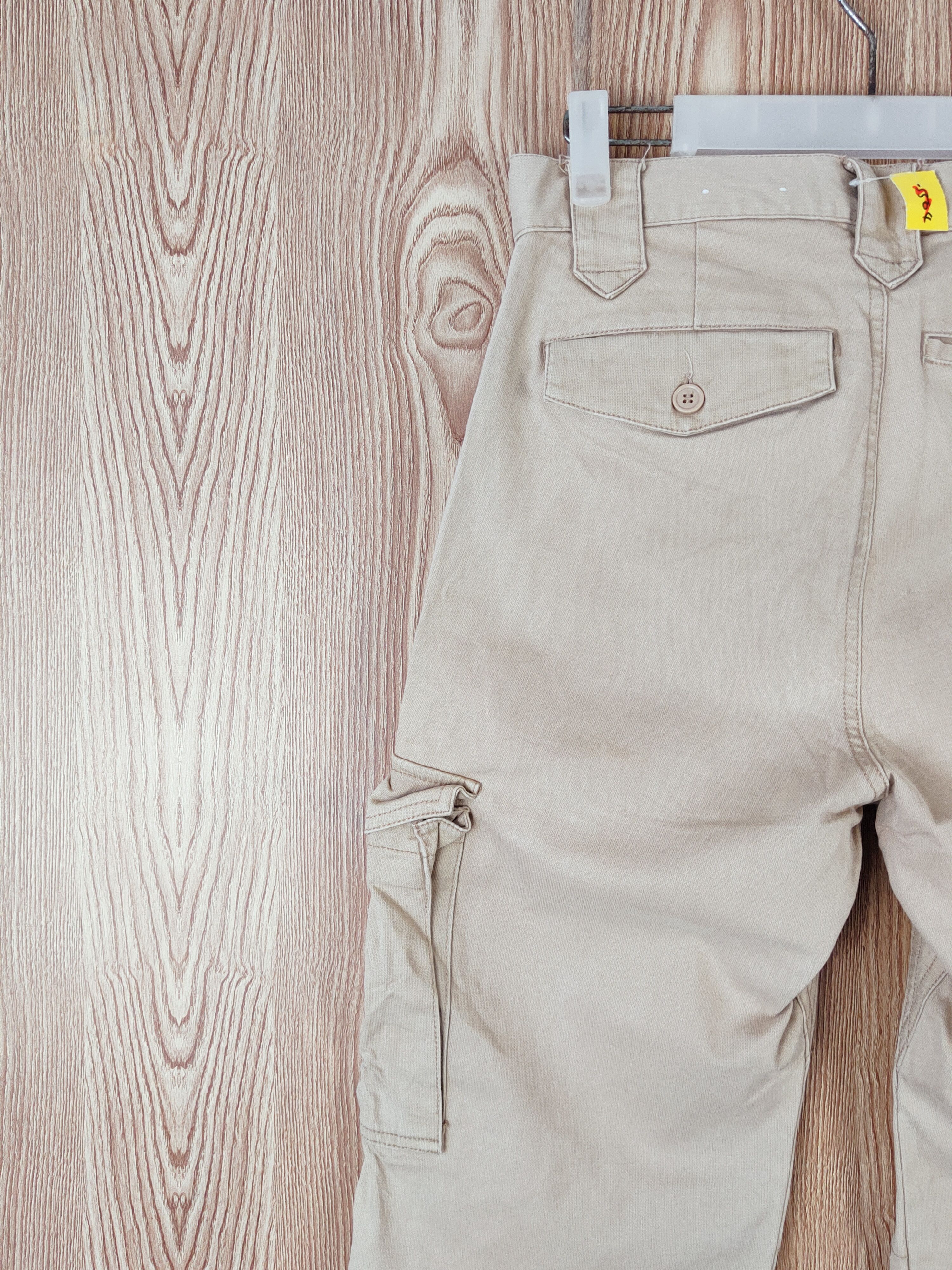 Japanese Brand Japanese Brand Beige Multipocket Tactical Cargo Pants #W454 Size US 29 - 8 Thumbnail