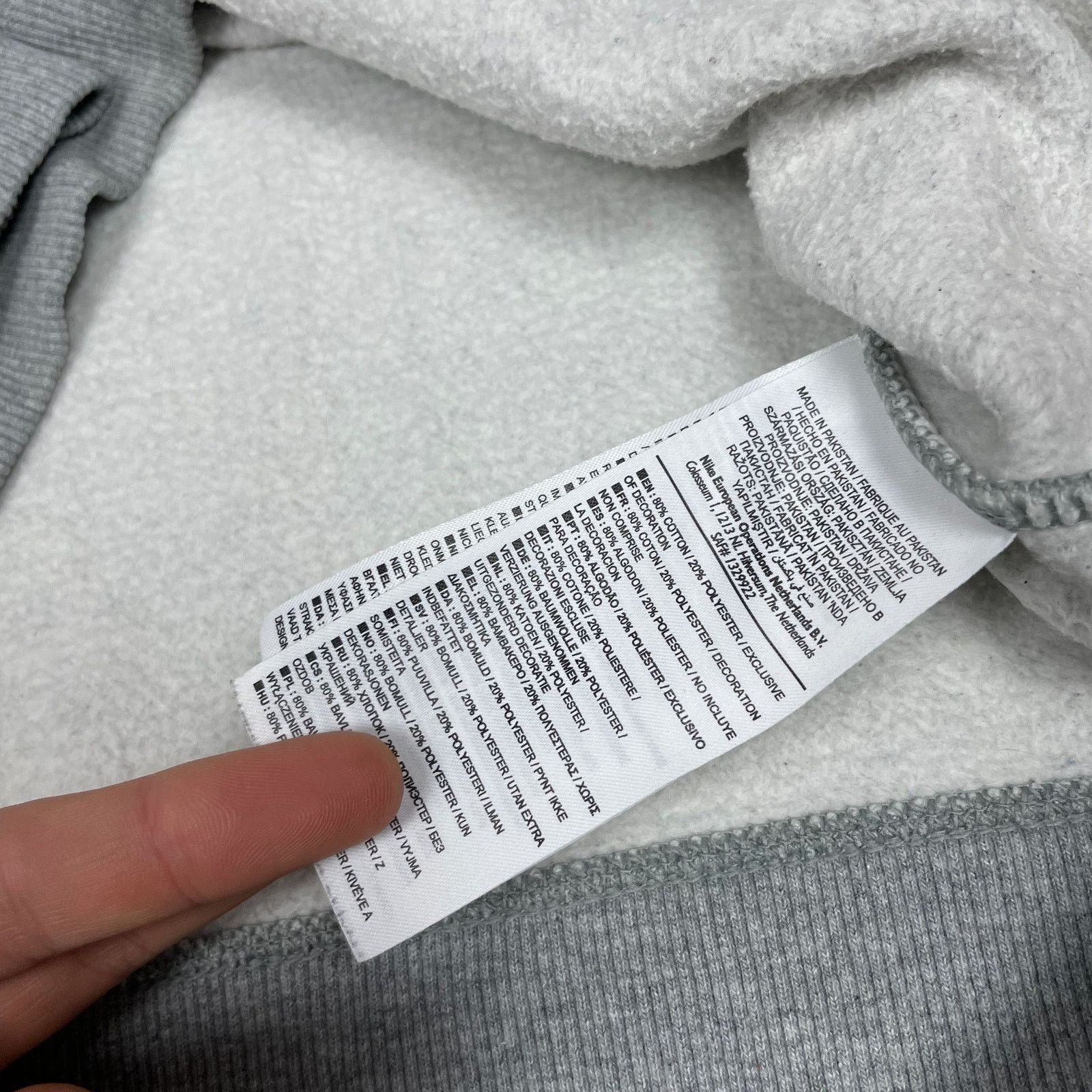 Nike Nike Men's Heather Gray Long Sleeve Pullover Sweatshirt M Size US M / EU 48-50 / 2 - 13 Thumbnail