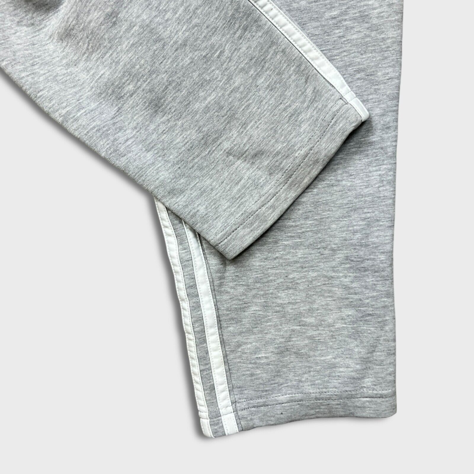 Adidas × Vintage Adidas Sweatpants Large Stripes Spell Out Athletic Fleece Size US 32 / EU 48 - 6 Thumbnail