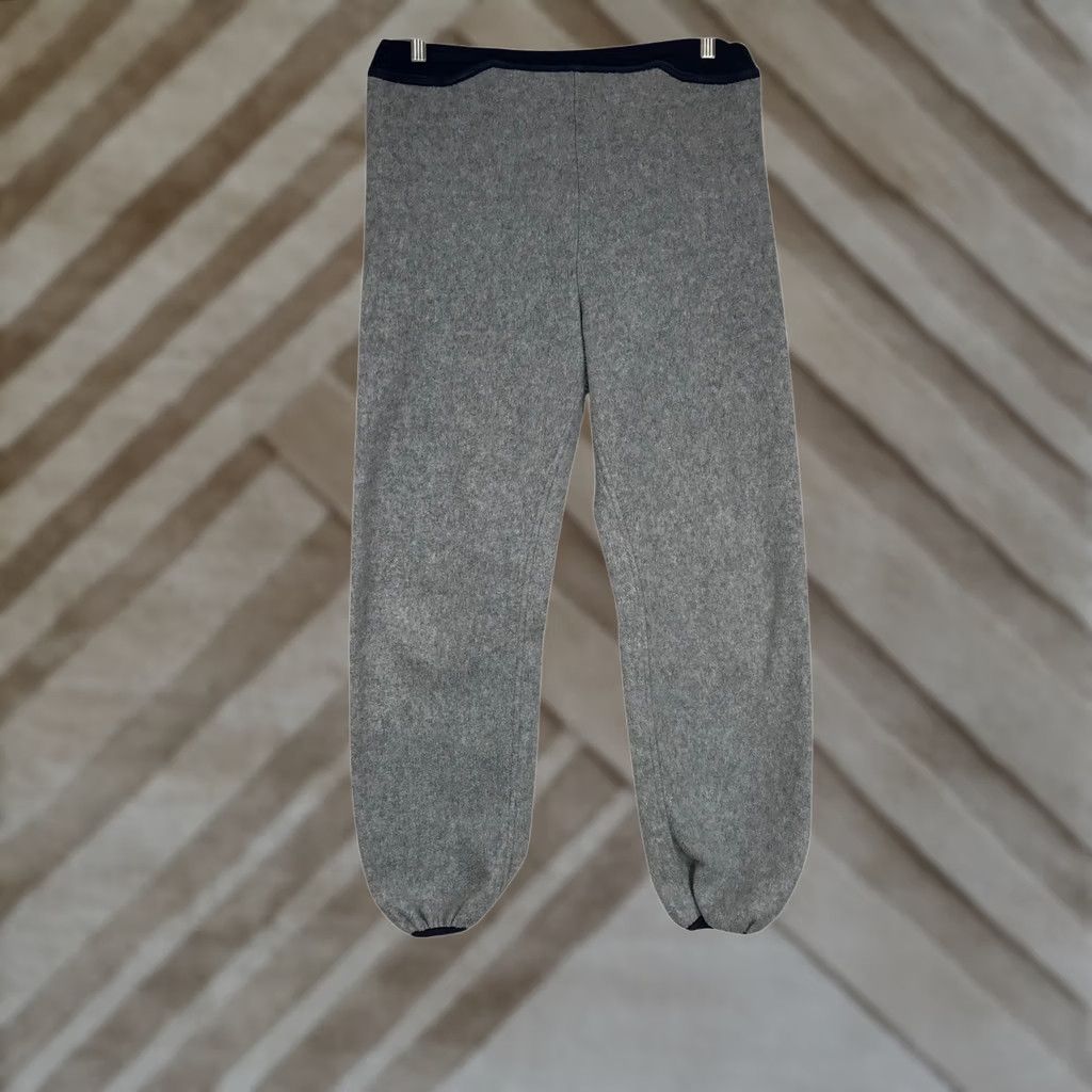 Patagonia VINTAGE Patagonia Synchilla Fleece Pants Mens M Gray Navy Trim USA Joggers Size US 31 - 1 Thumbnail