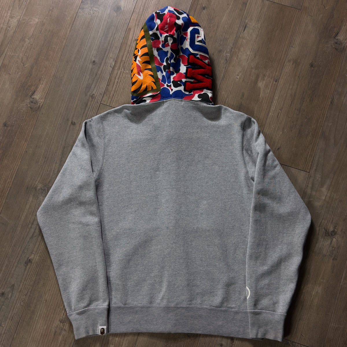 Bape Bape London 9th Anniversary Shark Full Zip Hoodie Gray 2011 Size US M / EU 48-50 / 2 - 9 Thumbnail