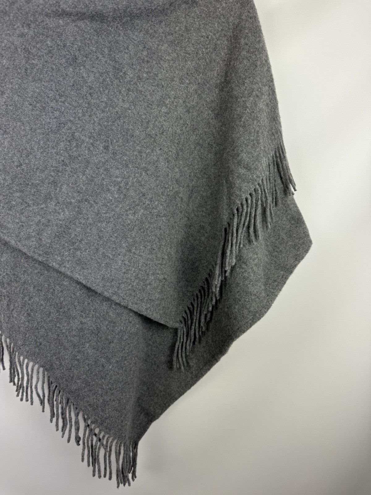 Japanese Brand Rope Ladies Japanese Wool Cape Poncho With Fringe Size ONE SIZE - 15 Thumbnail