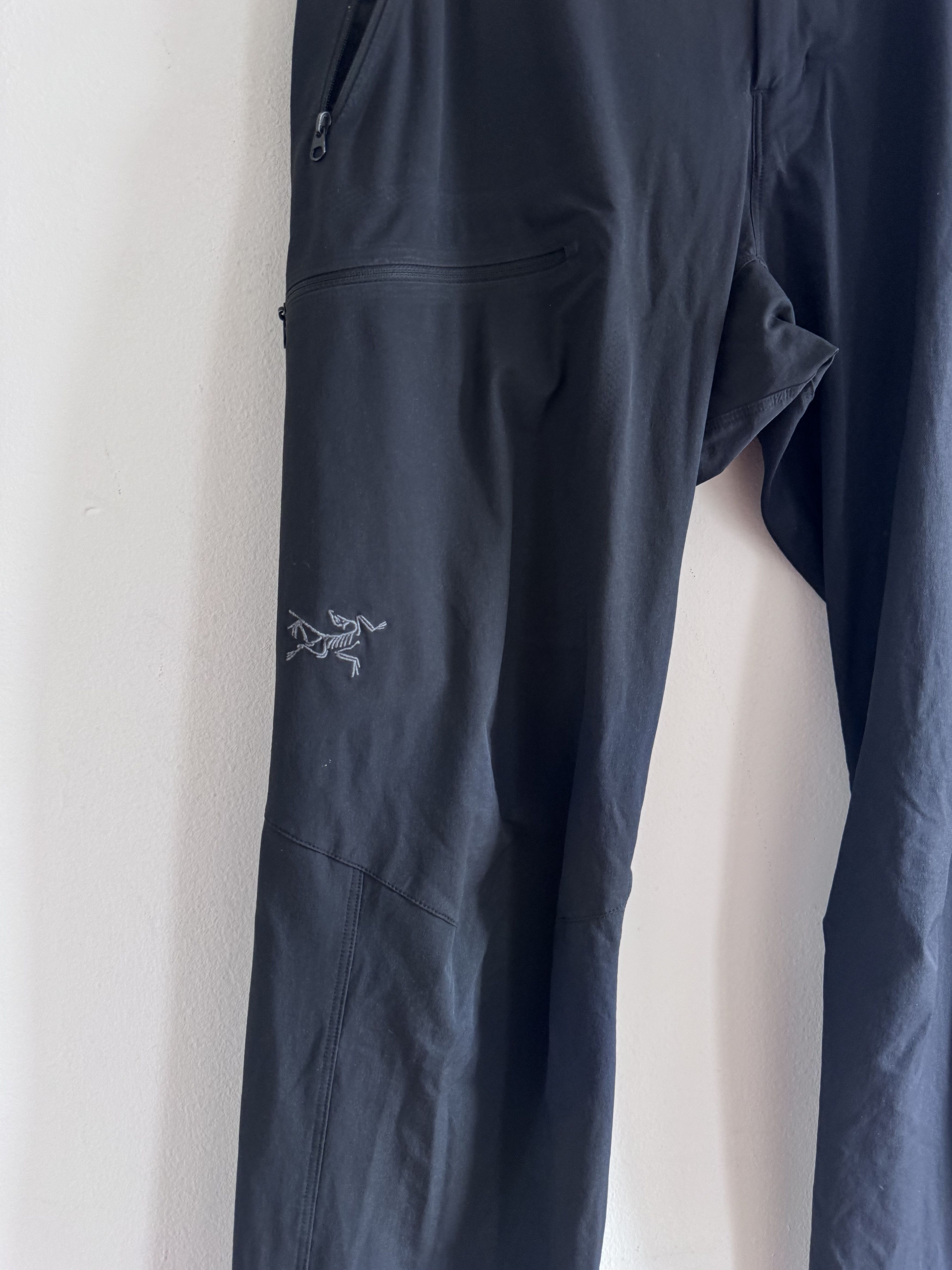 Arc'teryx Arc'teryx Gamma LT Pant Small S/P Black Softshell 28428 Size US 30 / EU 46 - 3 Thumbnail
