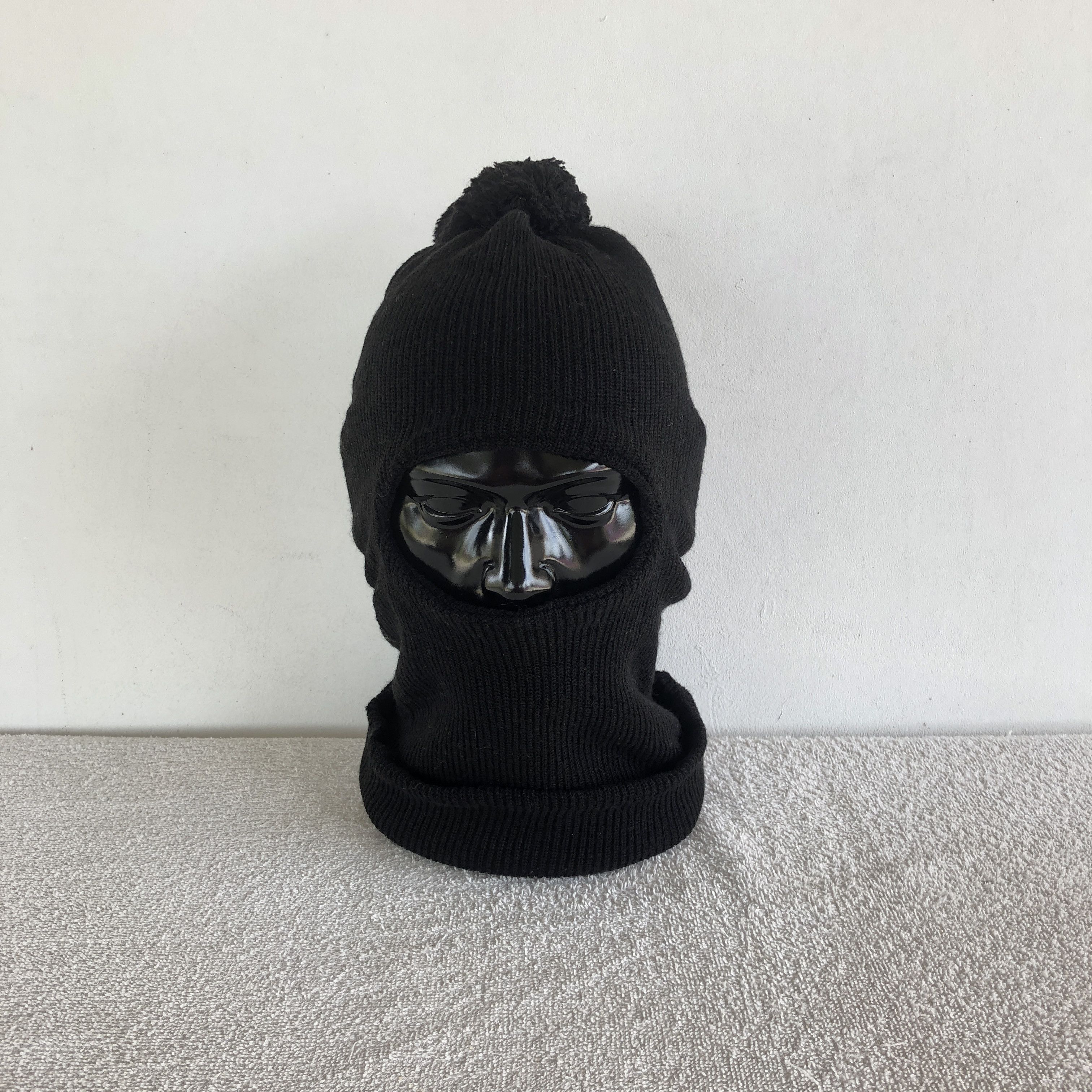 Japanese Brand Vintage Y2K Balanclava Beanie Pom Pom Knit Snow Caps Hats Size ONE SIZE - 2 Thumbnail