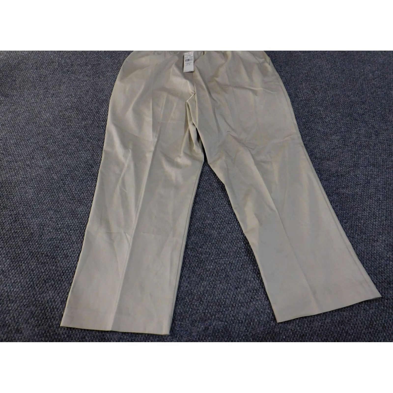 Vintage Alfred Dunner Pants Womens 20 Beige Pull On Straight Dress Pants Classic Stretch Size 42" / US 20 - 6 Thumbnail