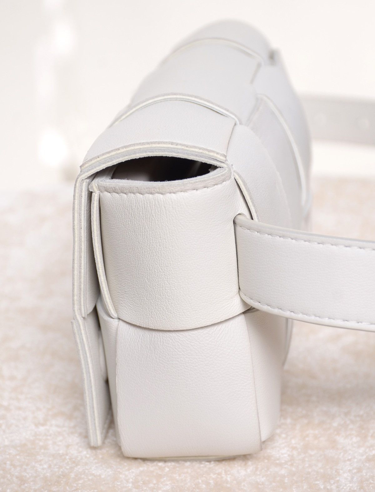 Bottega Veneta Bottega Veneta Cassette White Waist Bag Size ONE SIZE - 6 Thumbnail