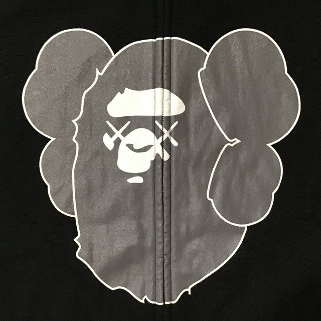 Bape × Kaws BAPE × kaws APE HEAD logo full zip hoodie a bathing ape NIGO Size US L / EU 52-54 / 3 - 2 Thumbnail