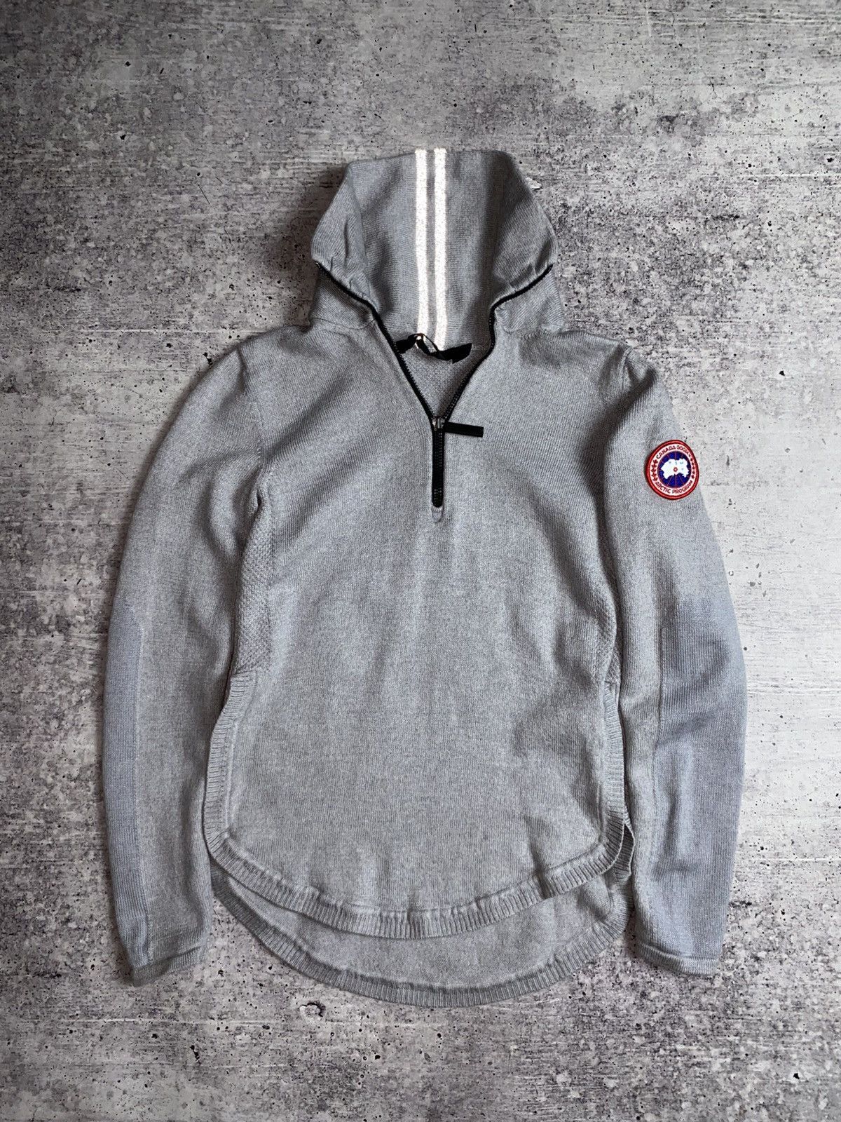 Canada Goose Canada Goose Wool Sweater Size XS / US 0-2 / IT 36-38 - 1 Thumbnail