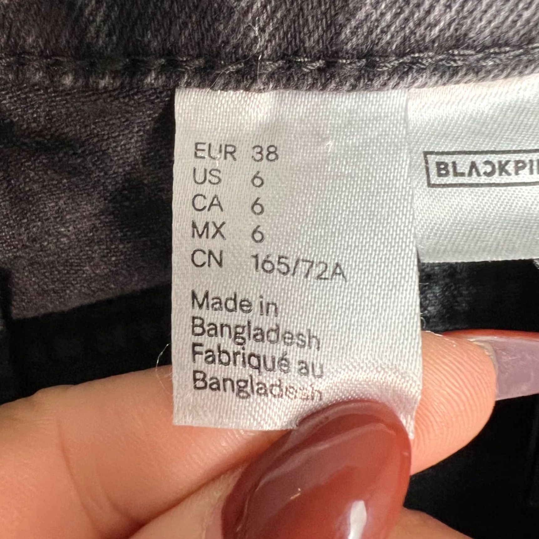 H&M H&M Divided Blackpink Womens Size 6 Print Flared Jeans Gray Cotton Denim Size 28" / US 6 / IT 42 - 4 Thumbnail