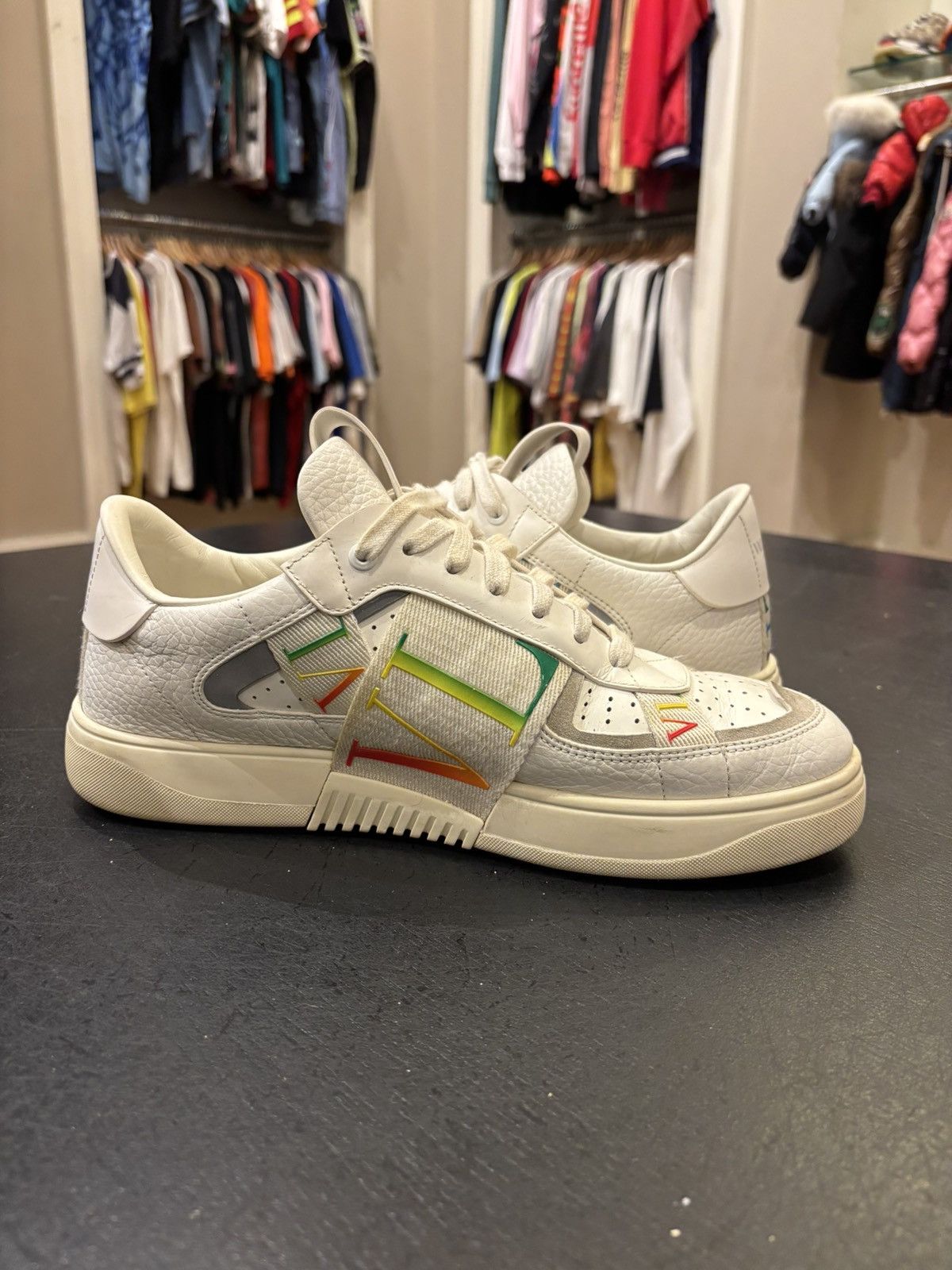 Valentino Valentino Low Top Sneakers Size US 9.5 / EU 42-43 - 3 Thumbnail