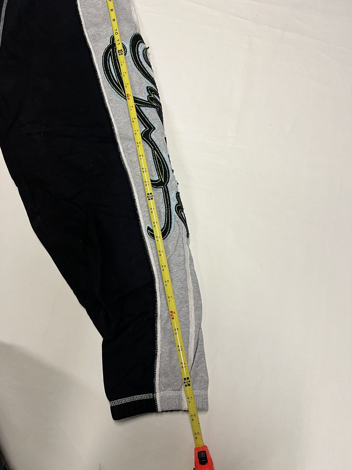 Supreme Supreme SS21 Paneled Script Logo Sweatpants Size US 30 / EU 46 - 7 Thumbnail
