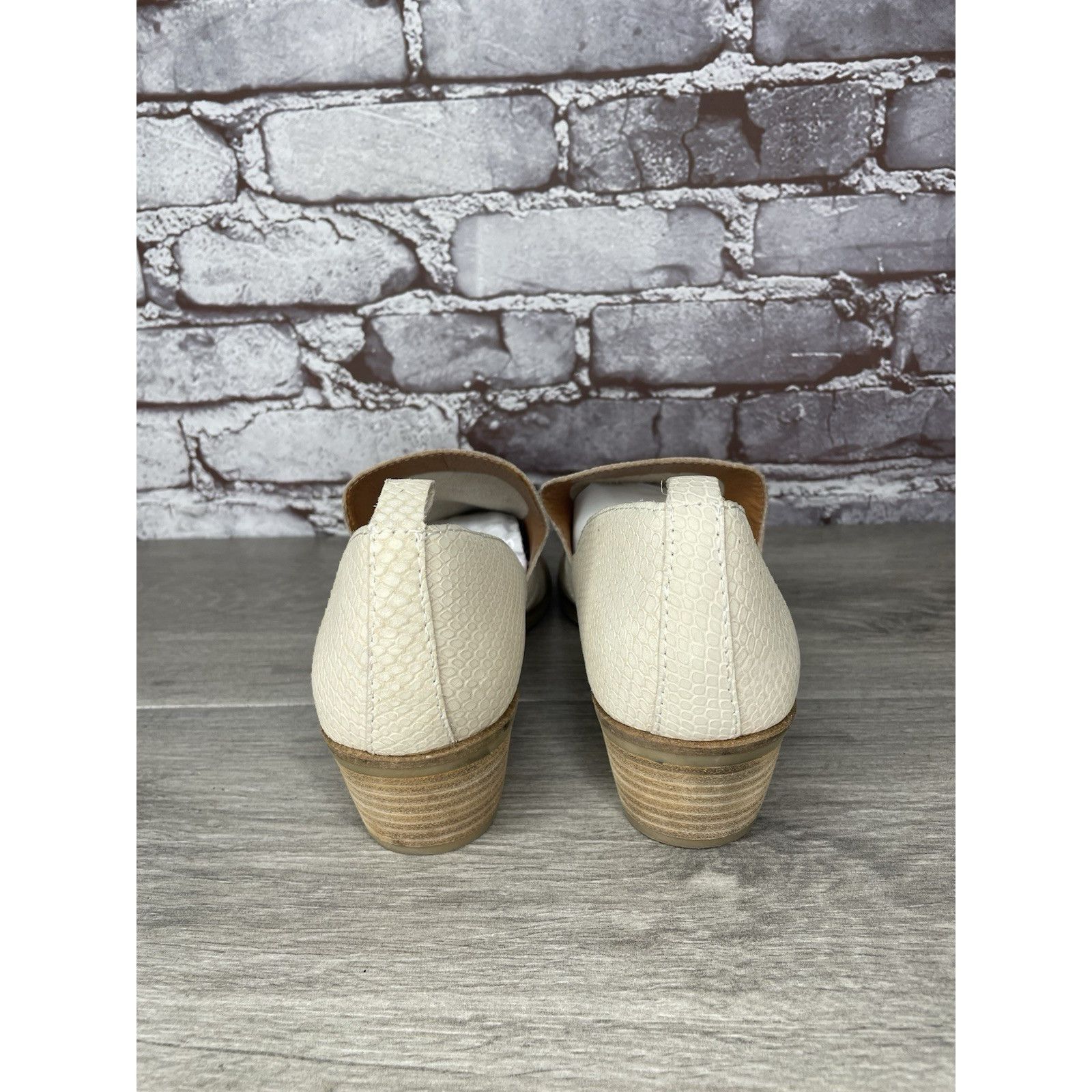 Lucky Brand Lucky Brand Mahzan Ivory Leather Lizard Print Loafer Heel Sh Size US 9.5 / IT 39.5 - 4 Thumbnail