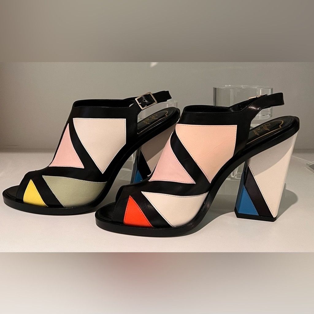 Roger Vivier Roger Vivier colour block heels, size 38. Size US 8 / IT 38 - 4 Thumbnail