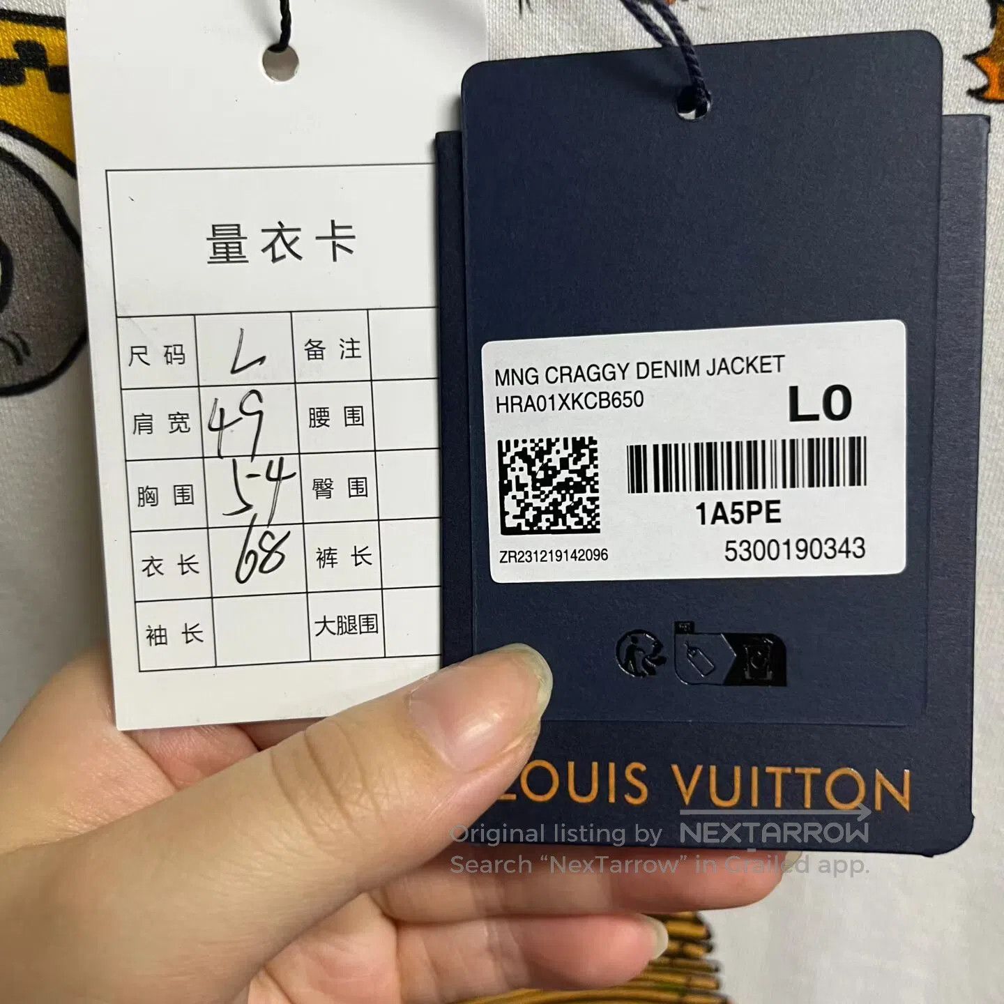 Louis Vuitton Louis Vuitton Short-sleeved T-shirt with a character desig Size US L / EU 52-54 / 3 - 5 Thumbnail