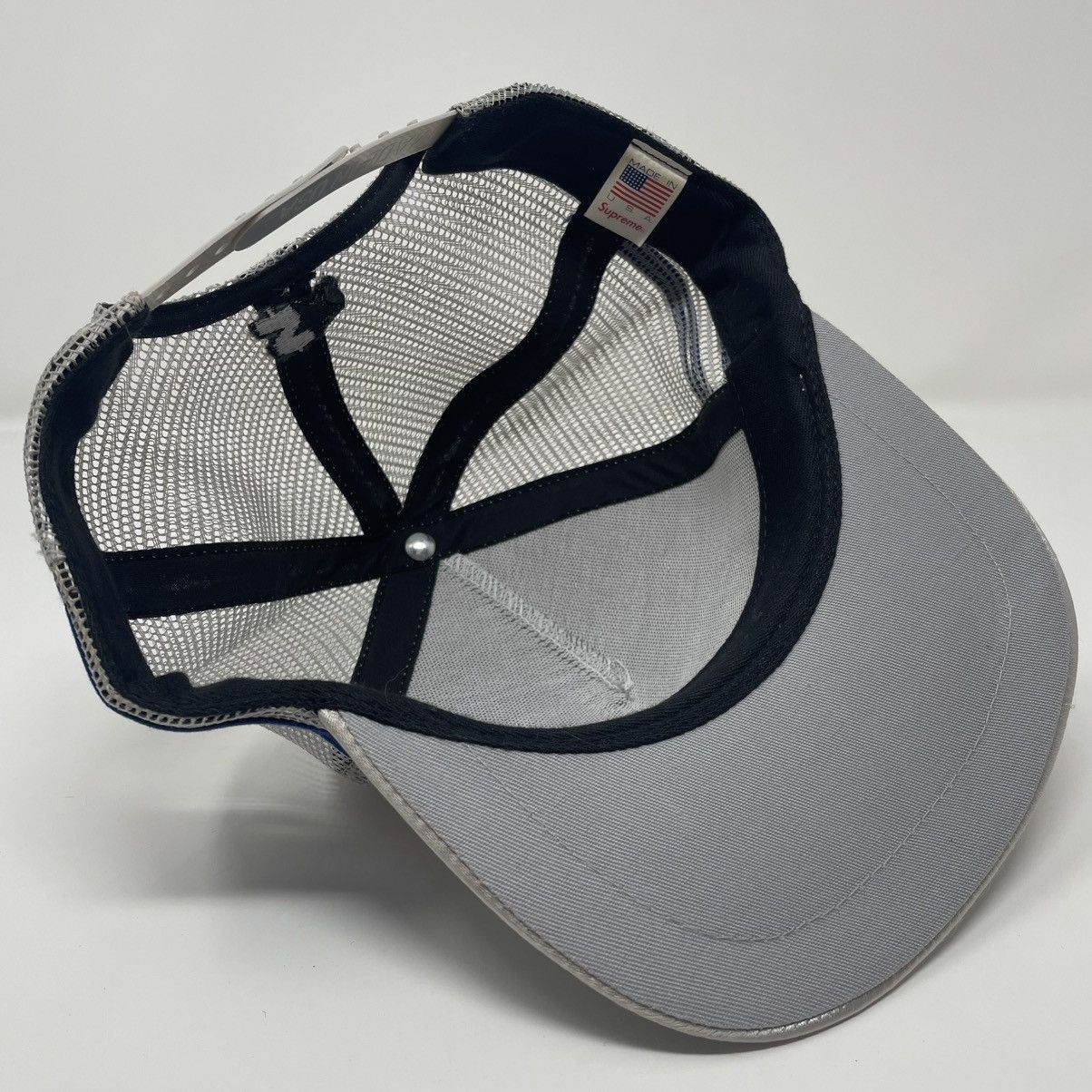 Supreme Supreme SS2011 Kings Satin Mesh Trucker Hat Size ONE SIZE - 3 Thumbnail