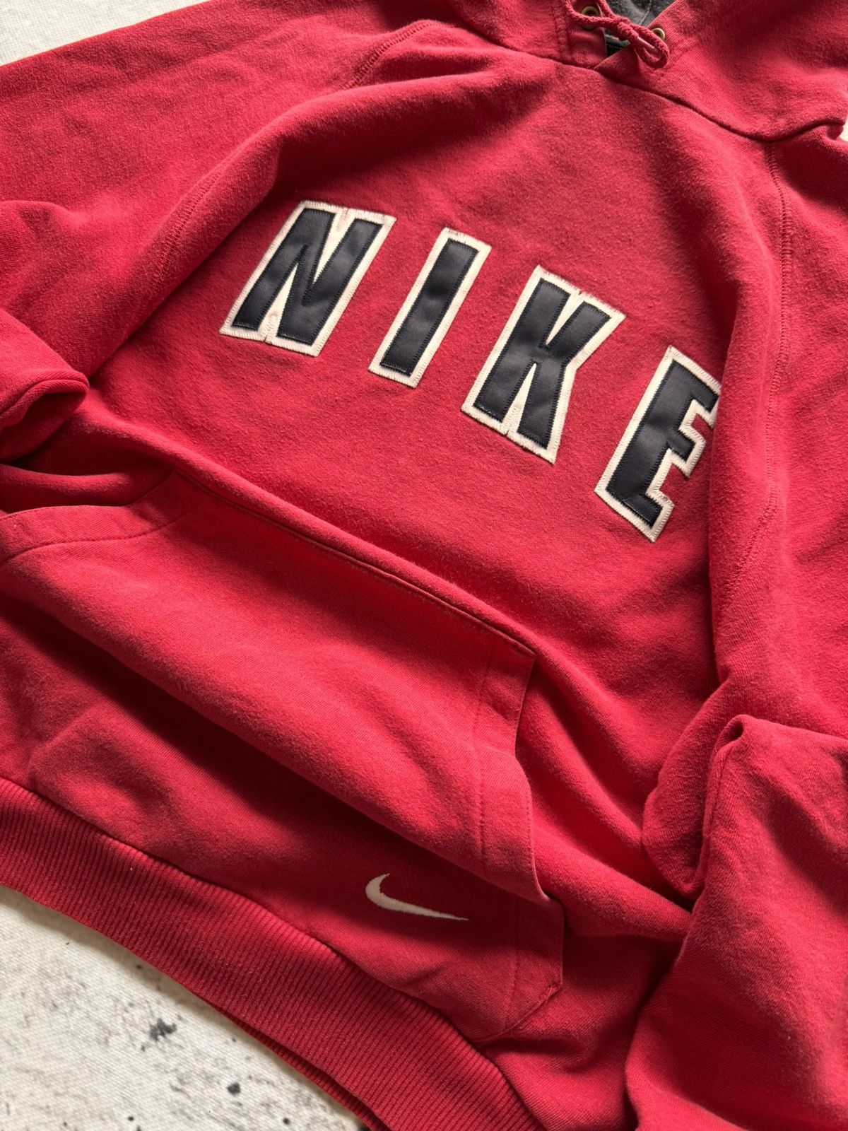 Nike × Vintage NIKE VINTAGE CENTER LOGO OVERSIZE BOXY HOODIE Size US M / EU 48-50 / 2 - 4 Thumbnail