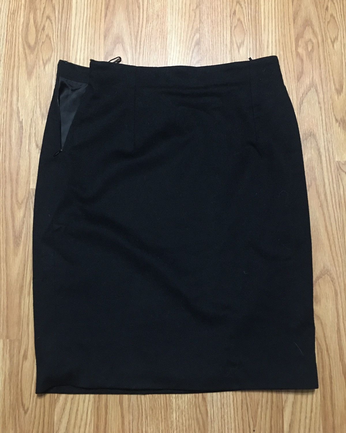Versace × Vintage Gianni Versace Couture Vintage Black Wool Skirt Size 12 Size 34" / US 12 / IT 48 - 6 Thumbnail