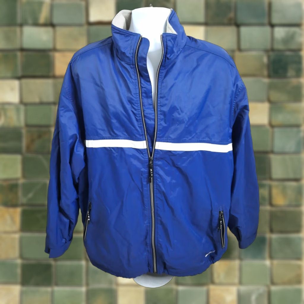 Nike VINTAGE Nike Jacket Parka Blue Size L Mens Winter Fleece-Lined Coat 00s Y2K Nike Dri-Fit Logo Nicely Styled Vtg Size US L / EU 52-54 / 3 - 1 Thumbnail