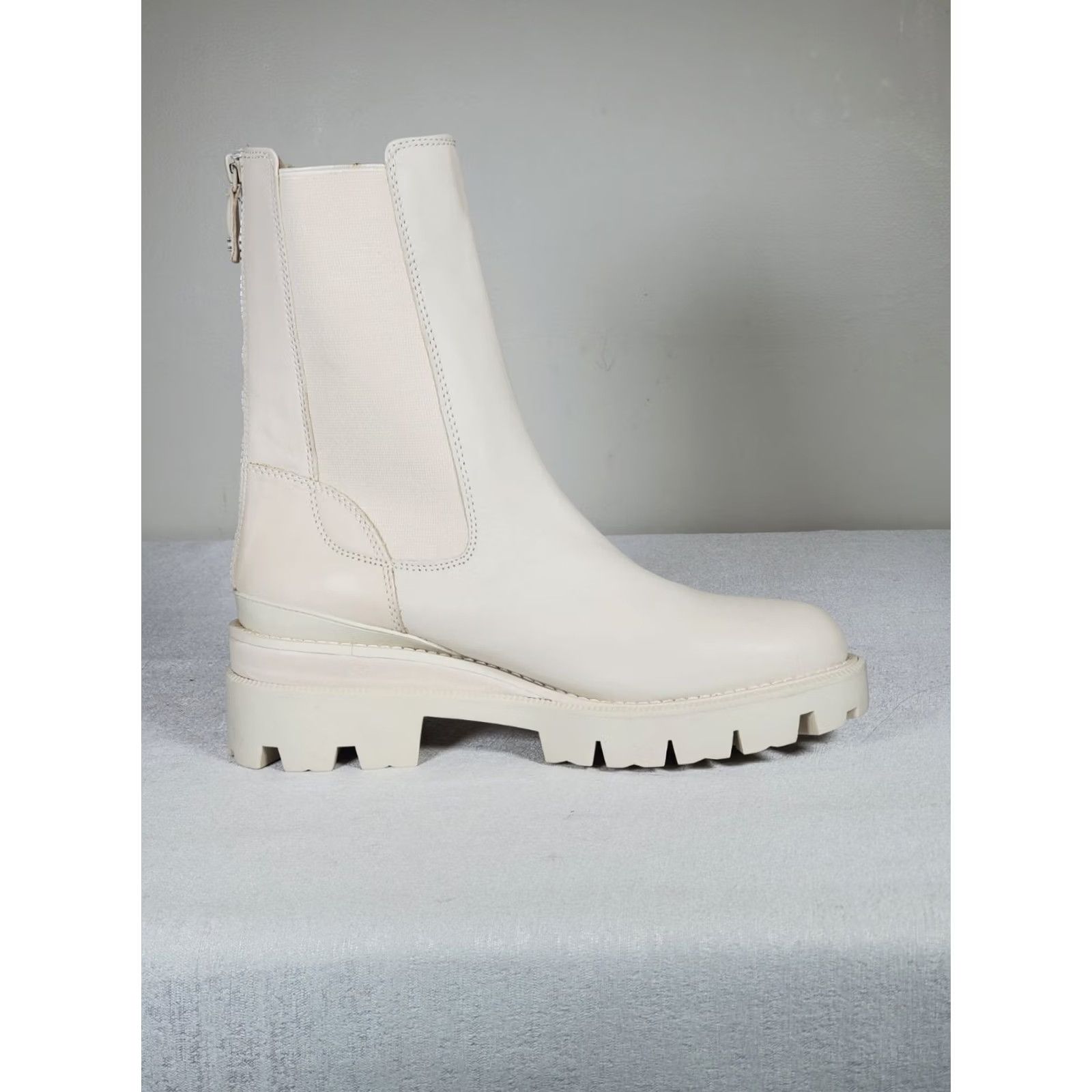 Sam Edelman Sam Edelman Genia Lug Sole Chelsea Boots Ivory Leather Back Zip Women's US 9.5 M Size US 10 / IT 40 - 4 Thumbnail