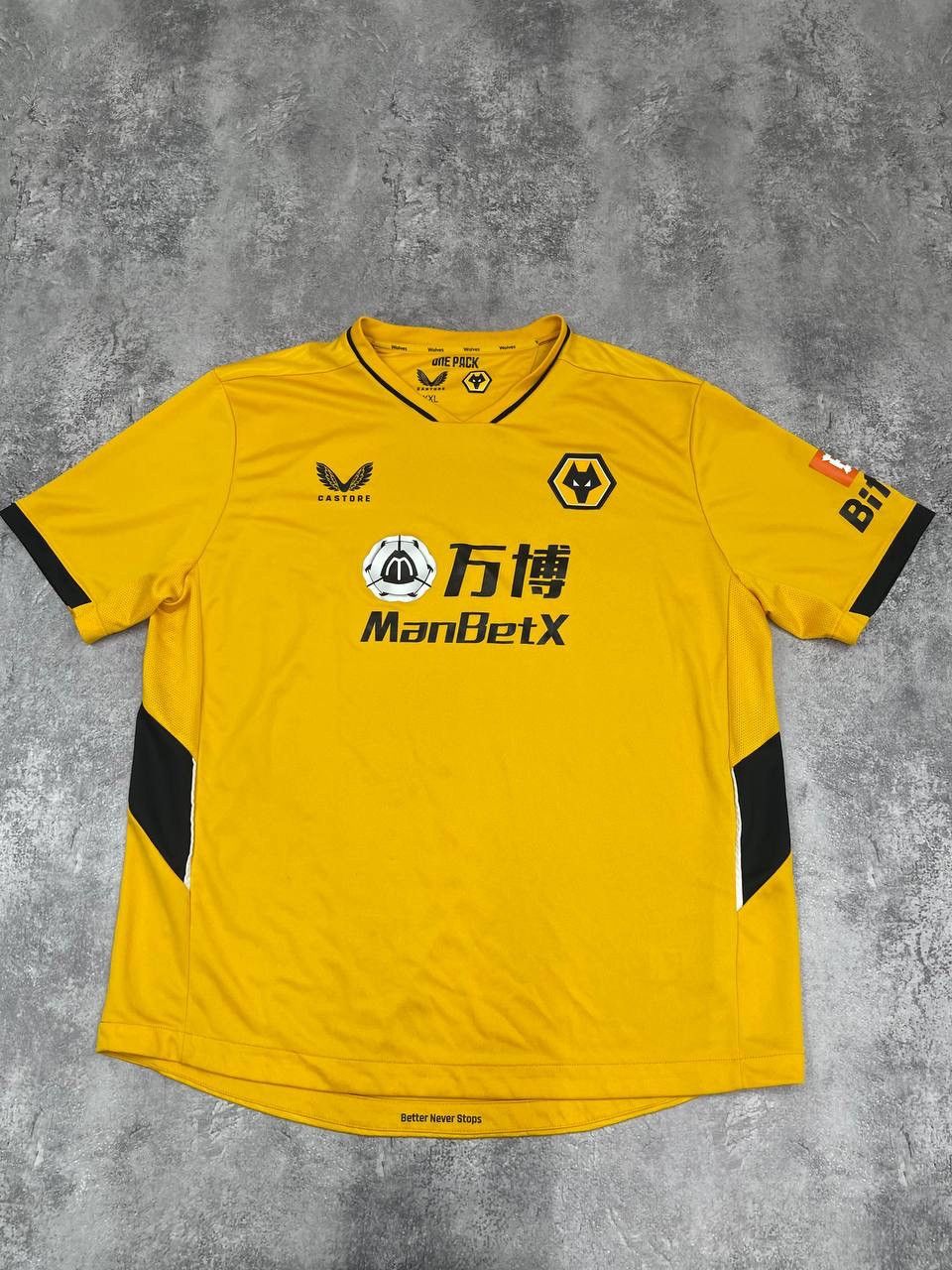 Castore Castore Wolverhampton Wanderers Men Home Jersey 2022/23 Size US XXL / EU 58 / 5 - 1 Thumbnail