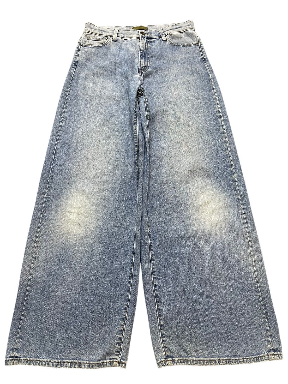 Uniqlo Vintage Japanese Uniqlo Blue Faded Wash Style Baggy Jeans Size US 28 / EU 44 - 1 Thumbnail