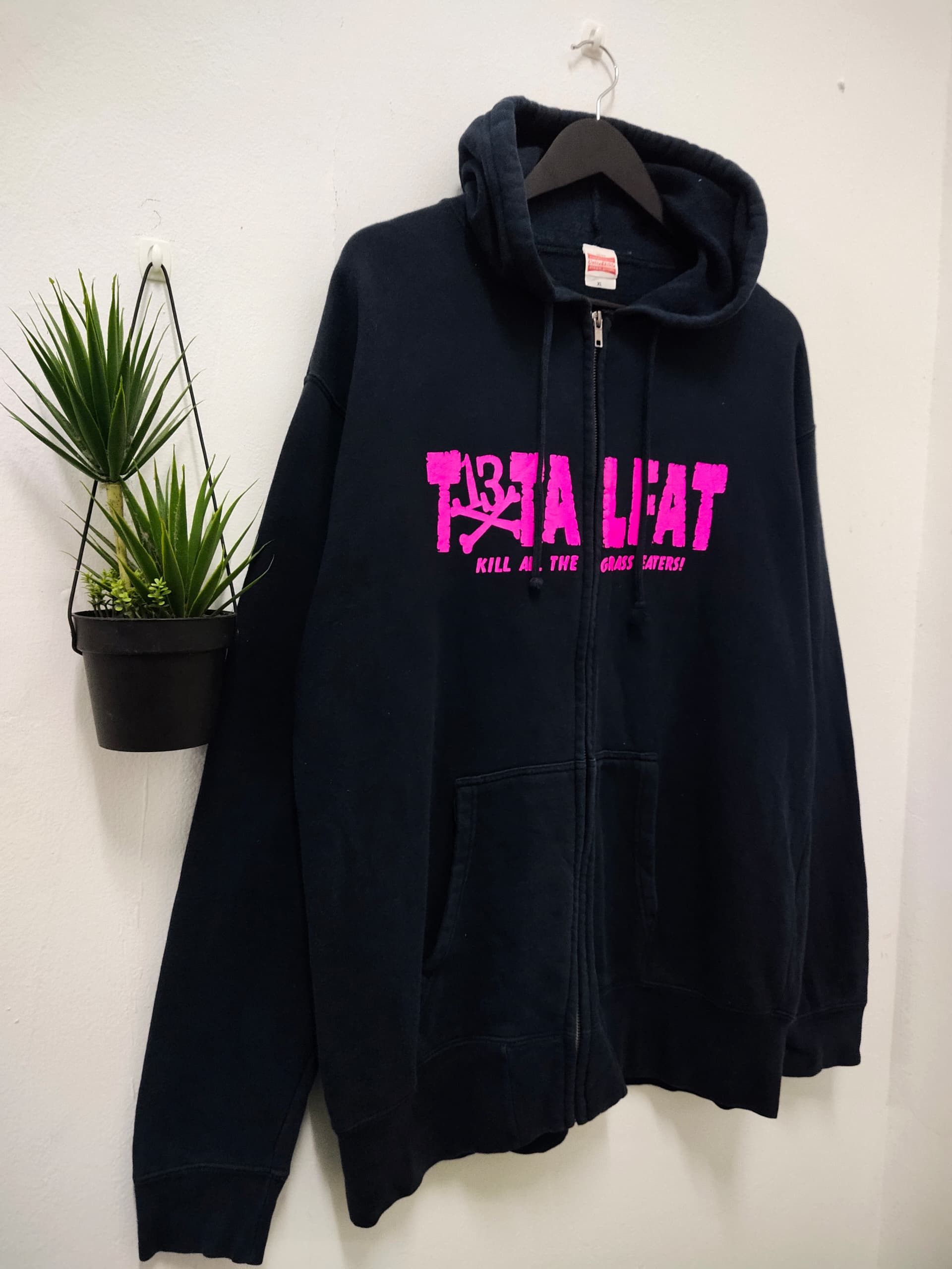 Band Tees Vintage TotalFat X Sabbat13 Punk rock japan band hoodie Size US XL / EU 56 / 4 - 3 Thumbnail