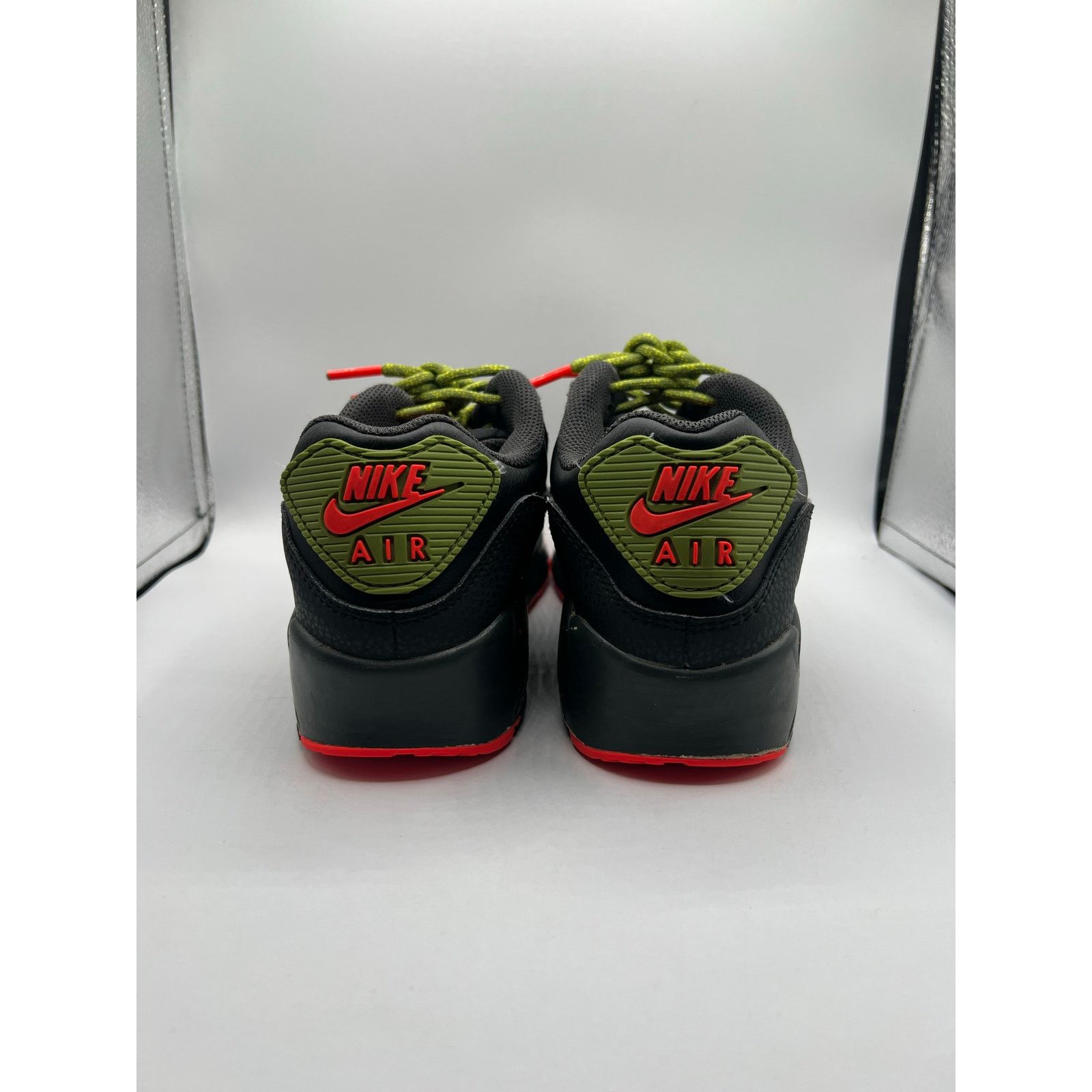 Nike Nike Air Max 90 GS “black Asparagus” Size 6 Y Size US 6 / IT 36 - 4 Thumbnail