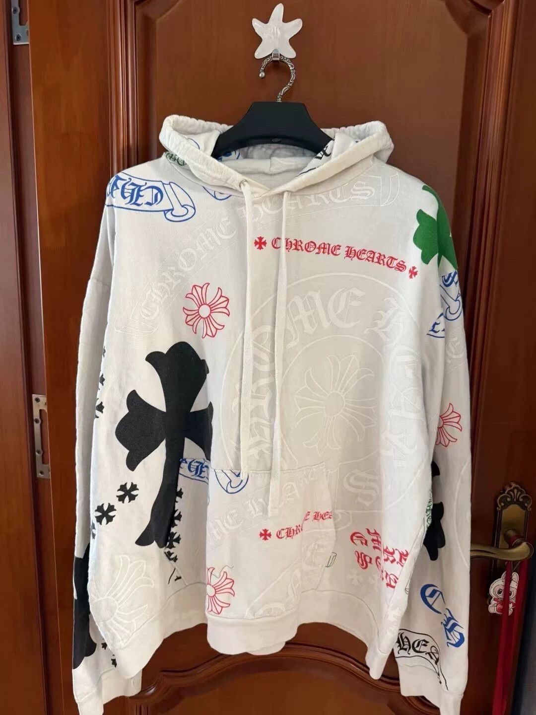 Chrome Hearts chrome hearts limited graffiti hoodie Size US XL / EU 56 / 4 - 1 Thumbnail