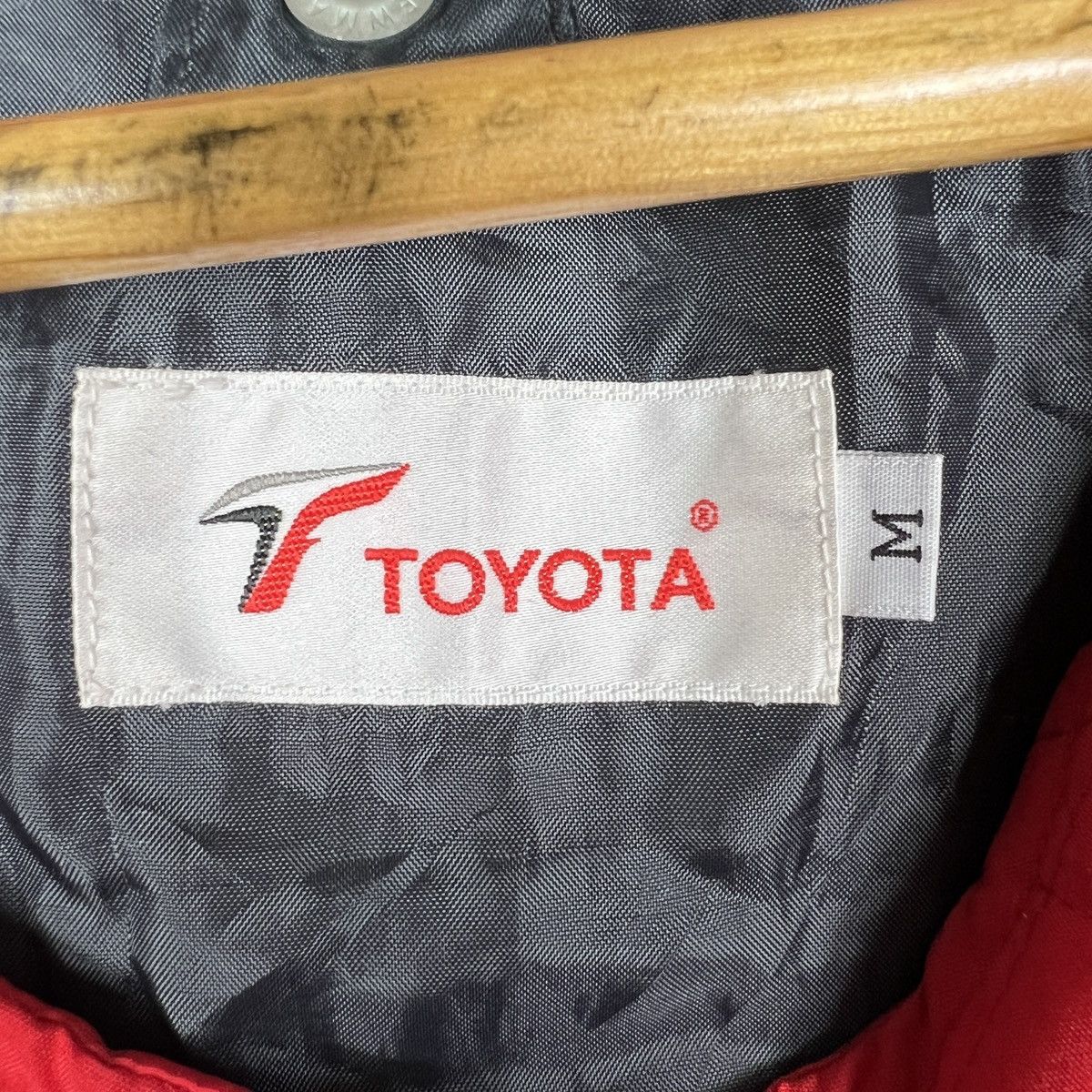 Formula 1 🔥 Vintage Panasonic Toyota Racing Team Formula 1 jacket. Size US M / EU 48-50 / 2 - 19 Thumbnail