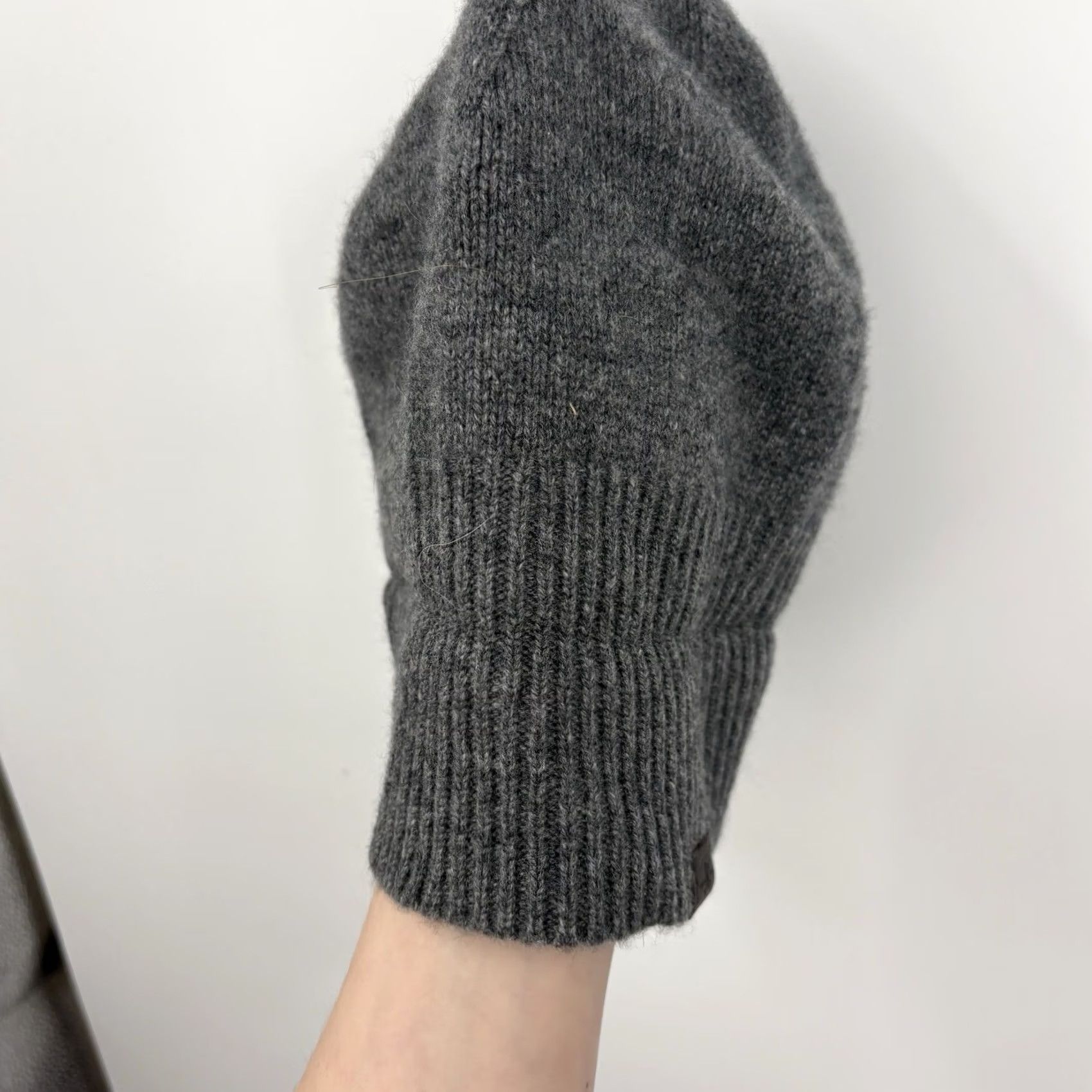 Vintage Hickey Freeman Beanie Knit Hat Cashmere Gray Unisex Adults One Size Fall Winter Classic Outdoor Stretch Cozy Soft Luxury Size ONE SIZE - 3 Thumbnail