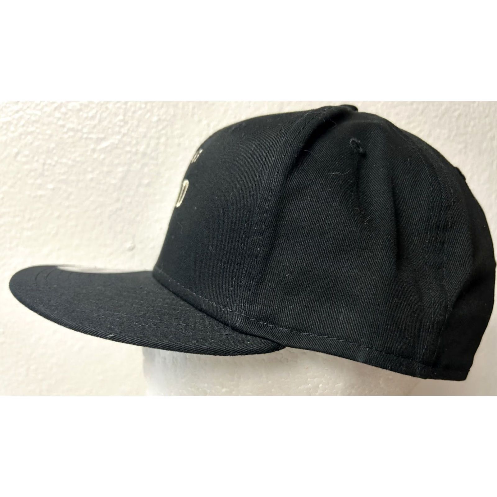 New Era Willie Nelson On The Road Again Snapback Hat Cap Black Men One Size Snapback Music Size ONE SIZE - 4 Thumbnail