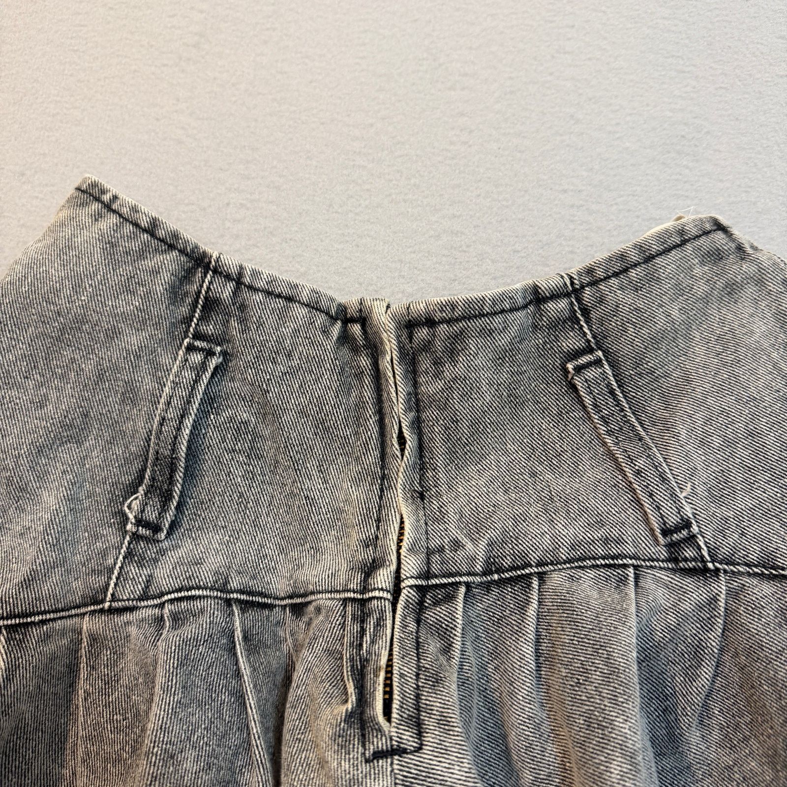 Vintage Vintage Enchanté Pleated Denim Skirt Women's Size 5 Black Size 30" / US 8 / IT 44 - 3 Thumbnail