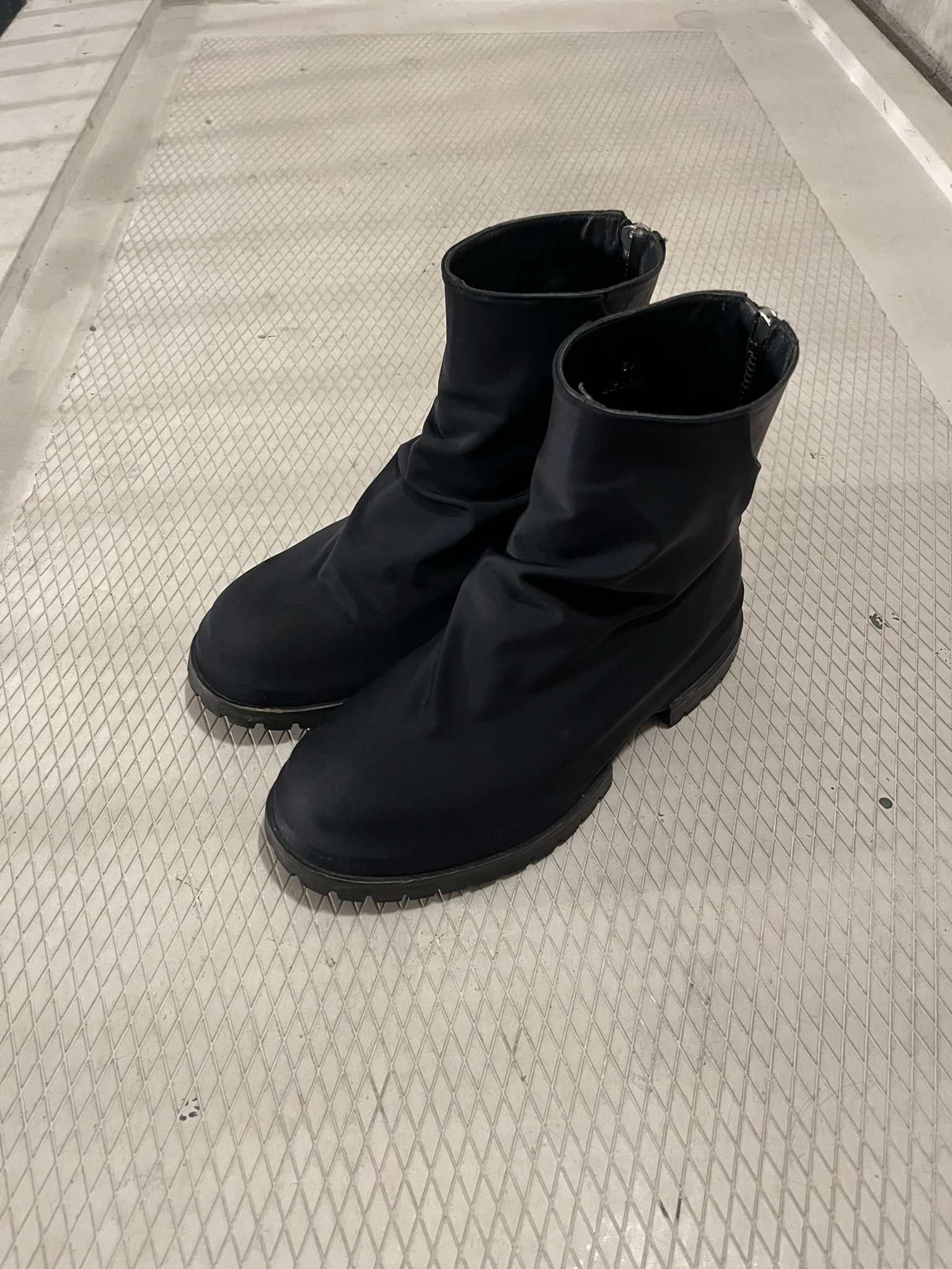 424 424 Marathon Distressed Black Leather Boots size 12 