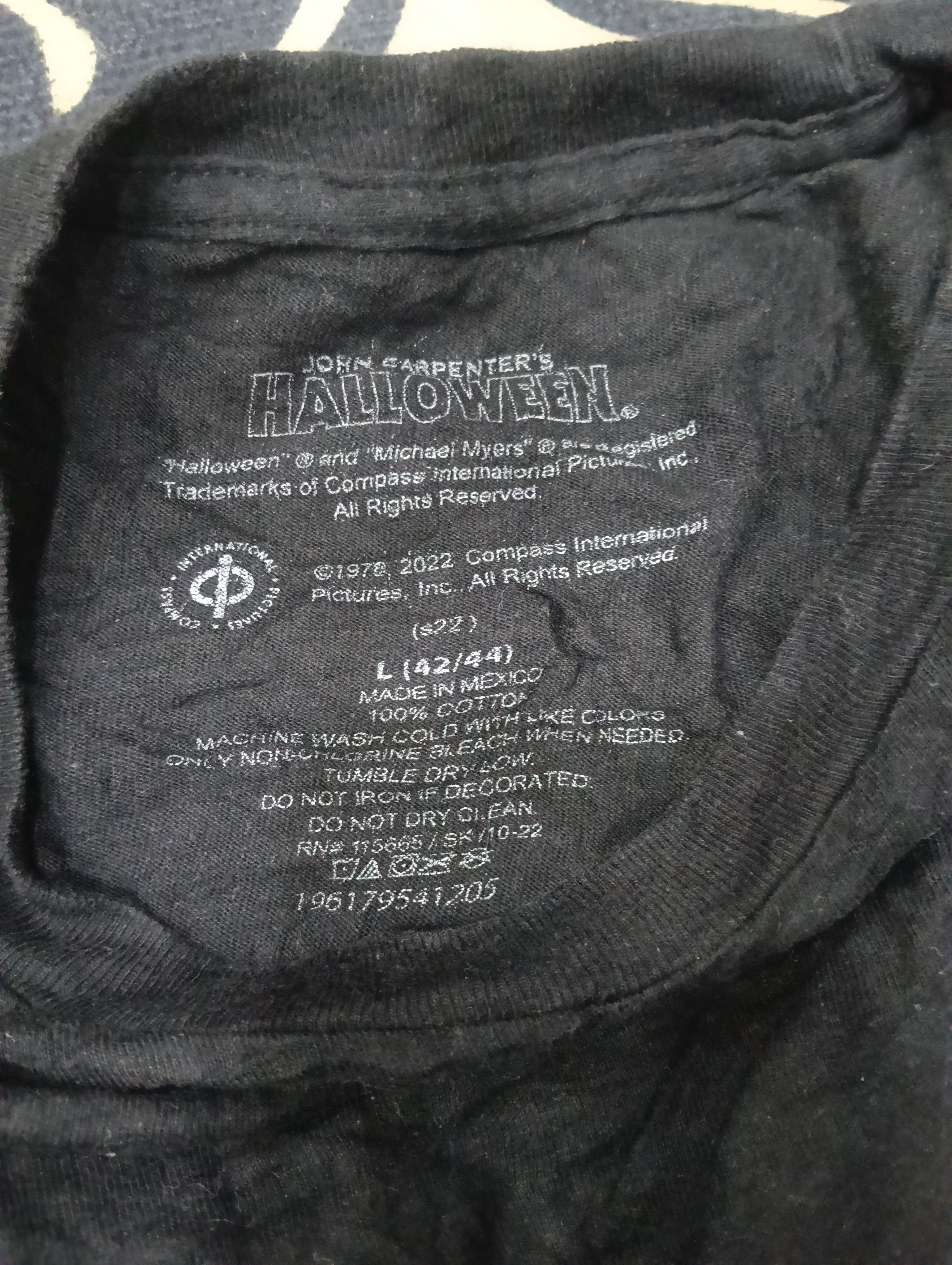 Expert Horror Halloween Movie Tshirt Size US L / EU 52-54 / 3 - 8 Thumbnail