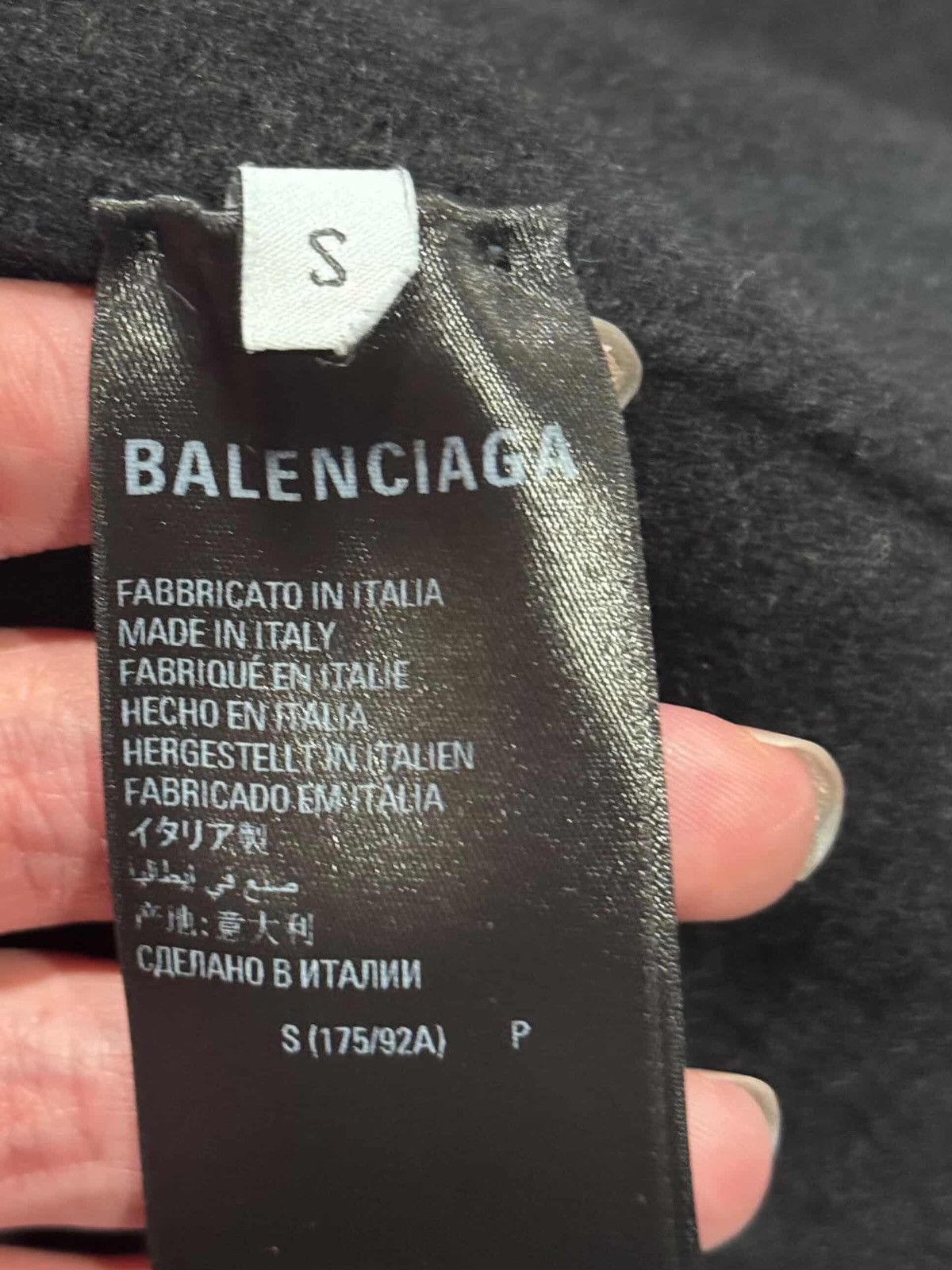 Balenciaga balenciaga be different sweater Size US M / EU 48-50 / 2 - 4 Thumbnail